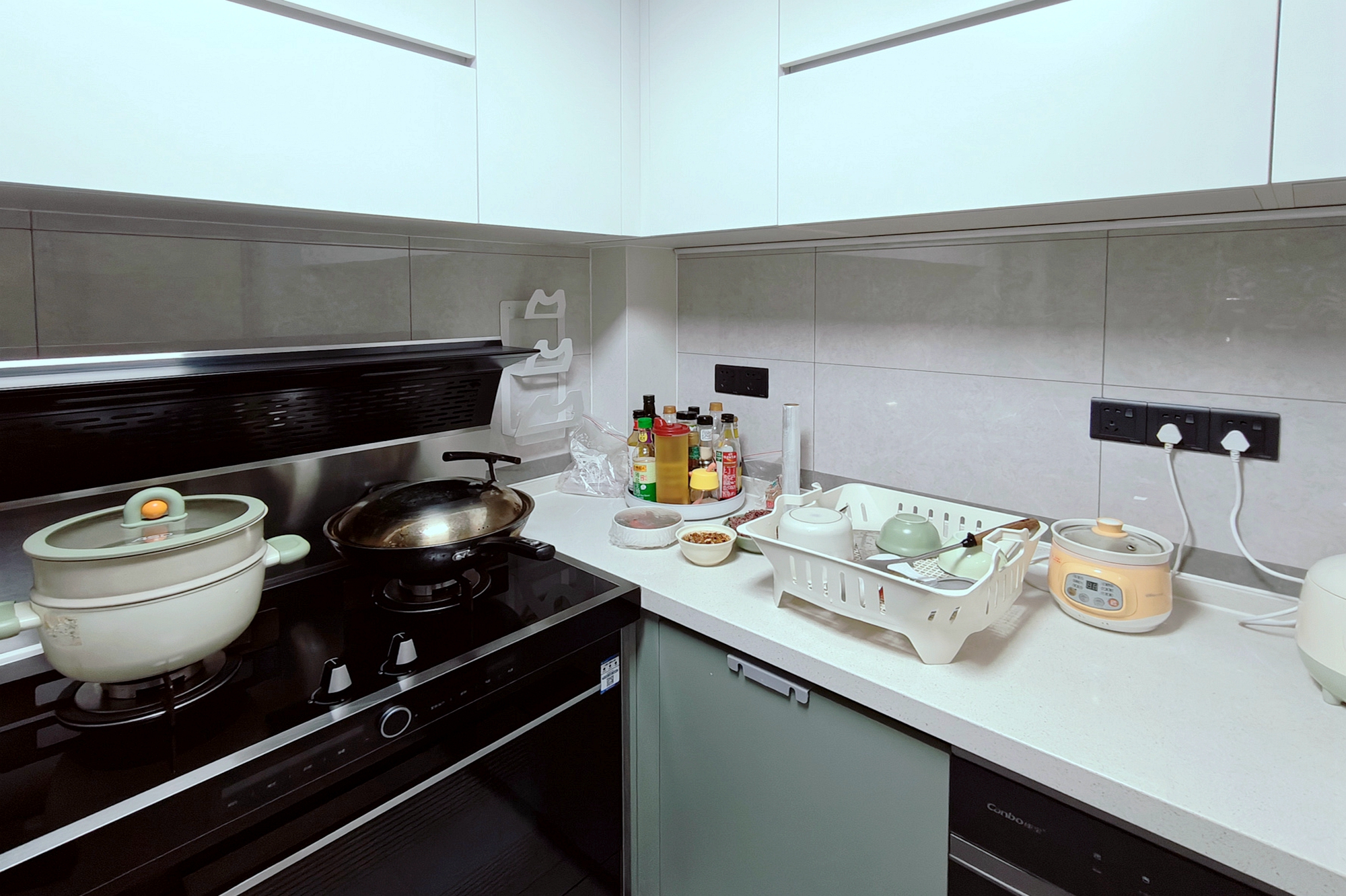 正荣财富中心 3室2厅1卫 86.88万 正荣财富中心 3室2厅1卫 86.88万厨房