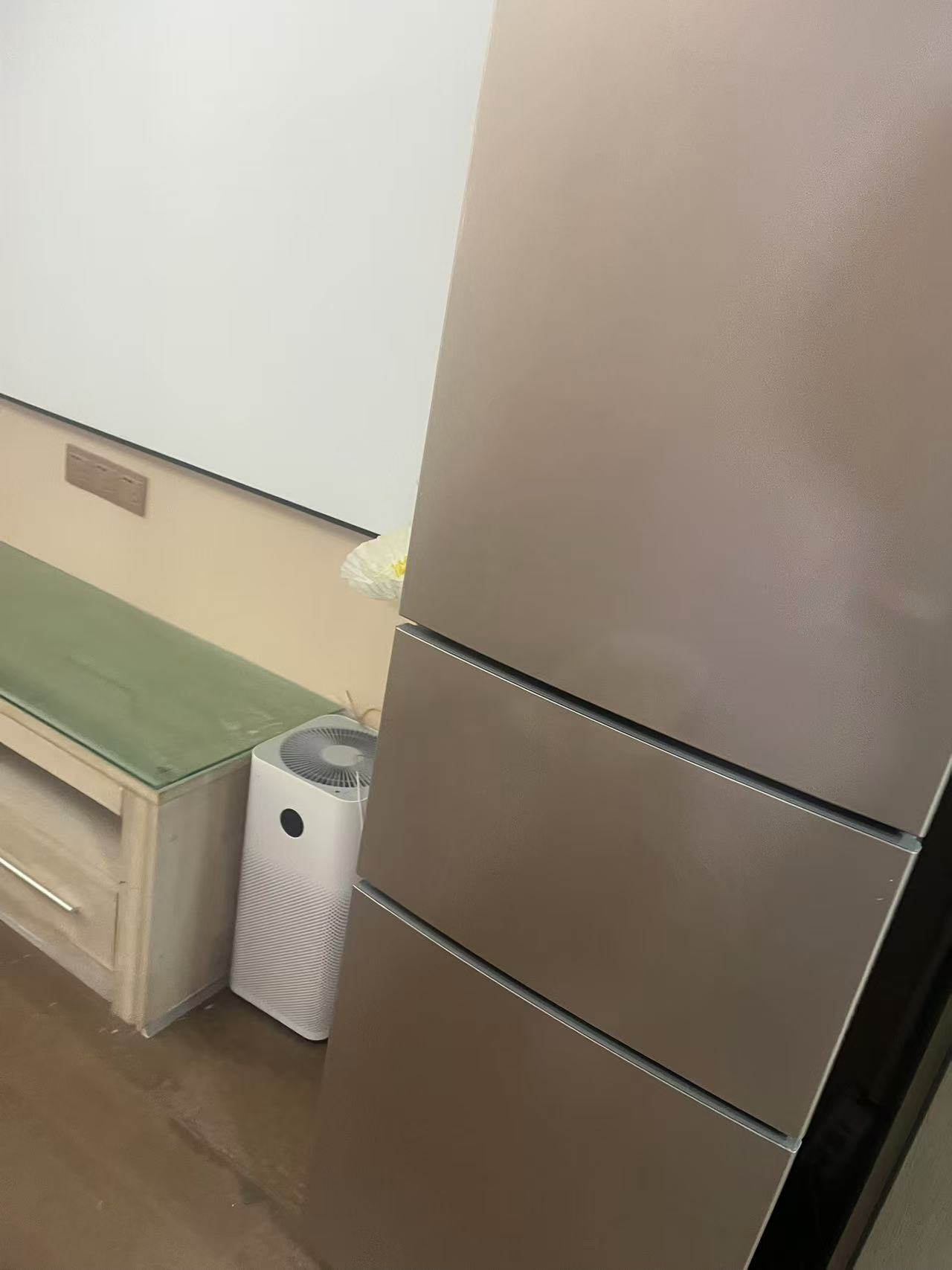 汇富中心 1室1厅1卫 2480.0元/月 汇富中心 1室1厅1卫 2480.0元/月室内图