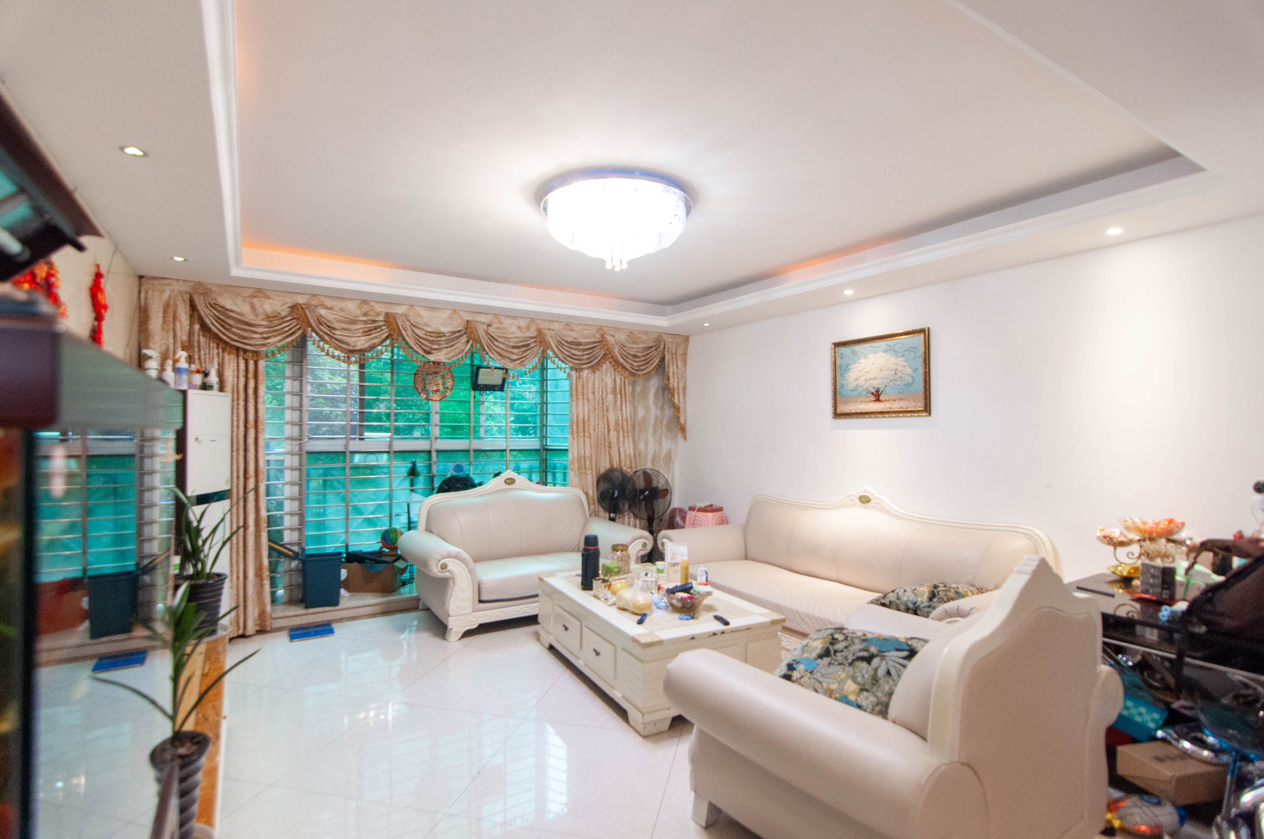 格林星城  4室2厅2卫    165.8万 格林星城  4室2厅2卫    165.8万客厅