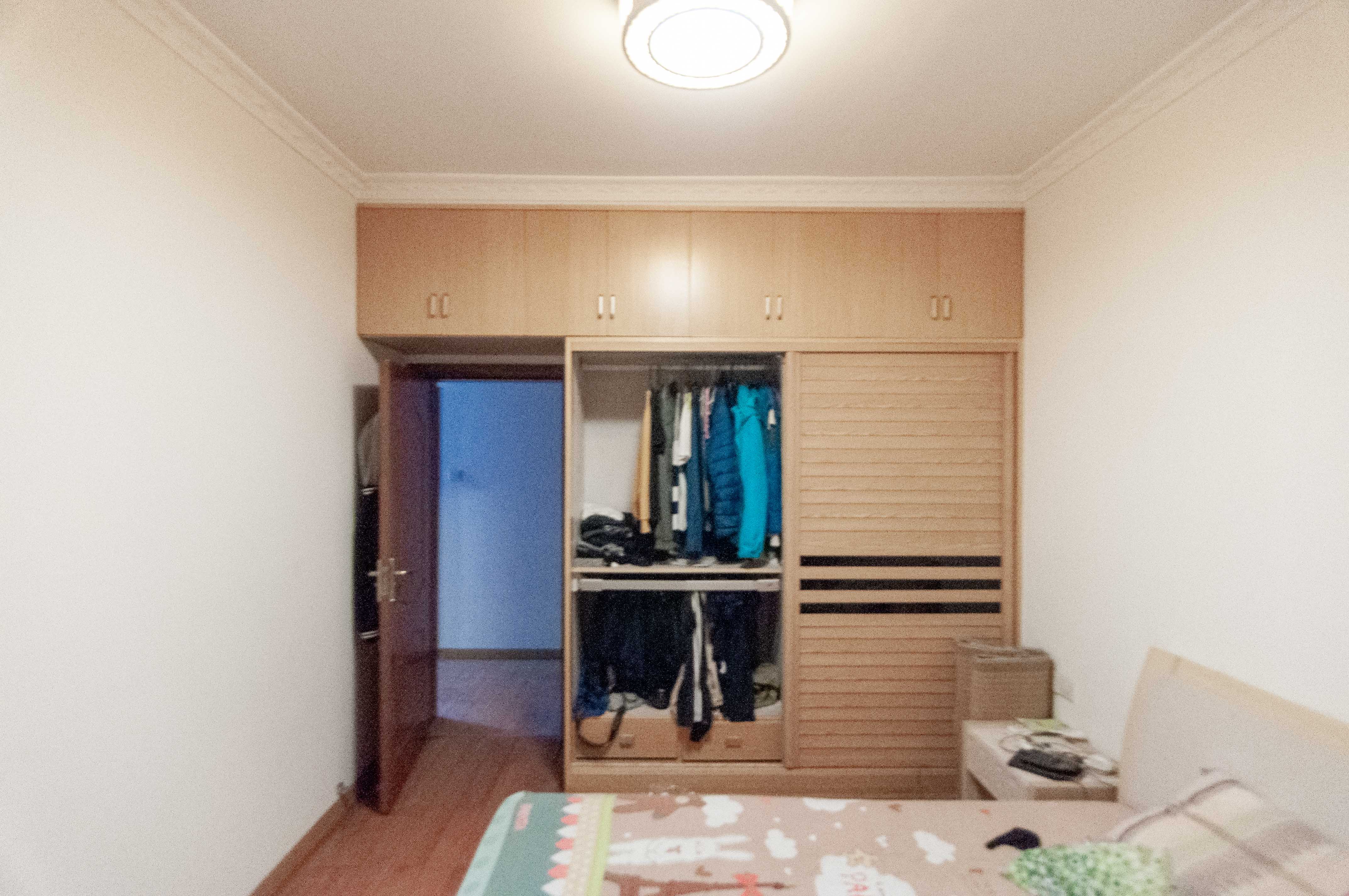 西点公园里 3室2厅2卫 140.0万 西点公园里 3室2厅2卫 140.0万其他