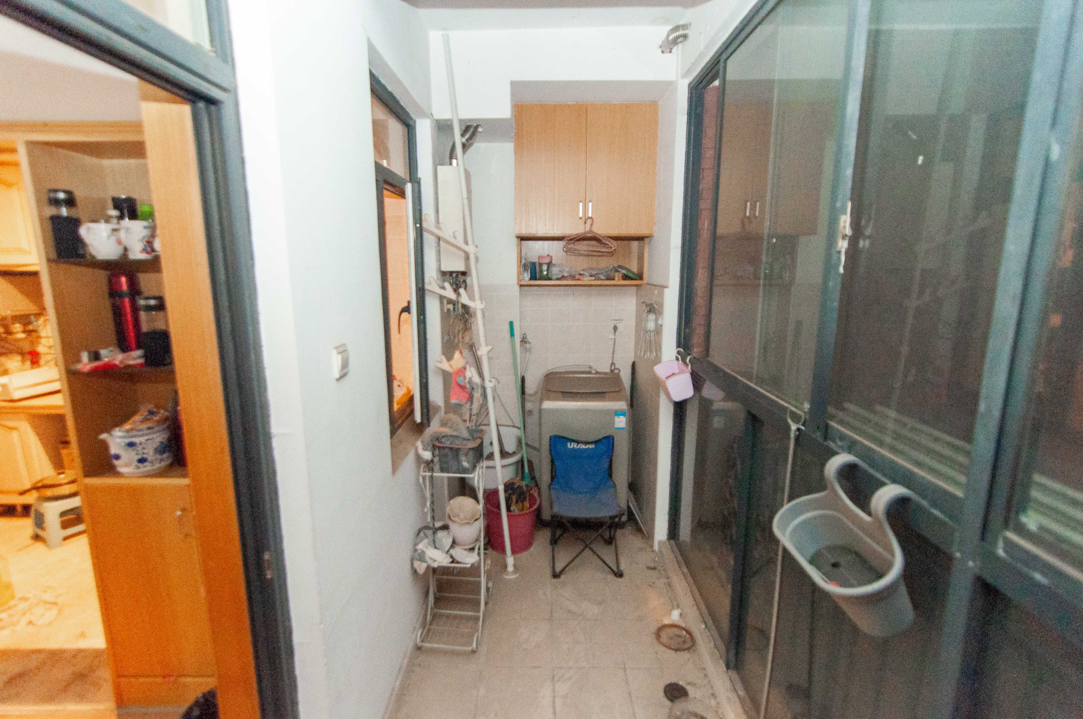 西点公园里 3室2厅2卫 140.0万 西点公园里 3室2厅2卫 140.0万其他