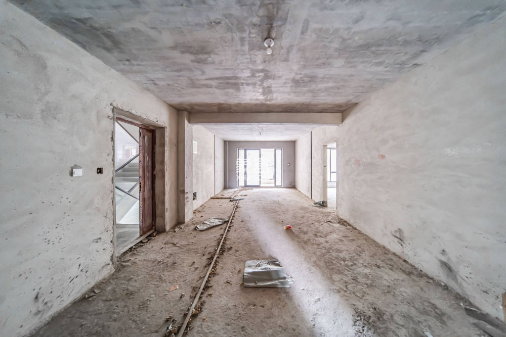 洋湖18克拉（旷远洋湖18克拉）  7室3厅3卫    300.0万