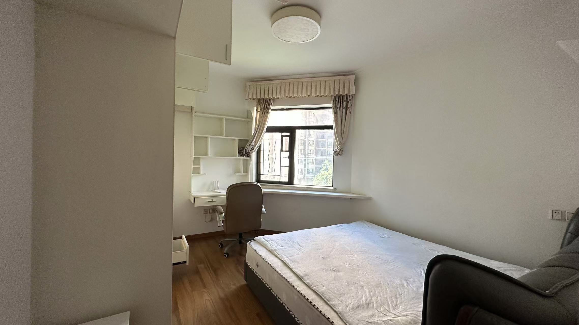 龙腾国际 2室2厅1卫 1700.0元/月 龙腾国际 2室2厅1卫 1700.0元/月室内图