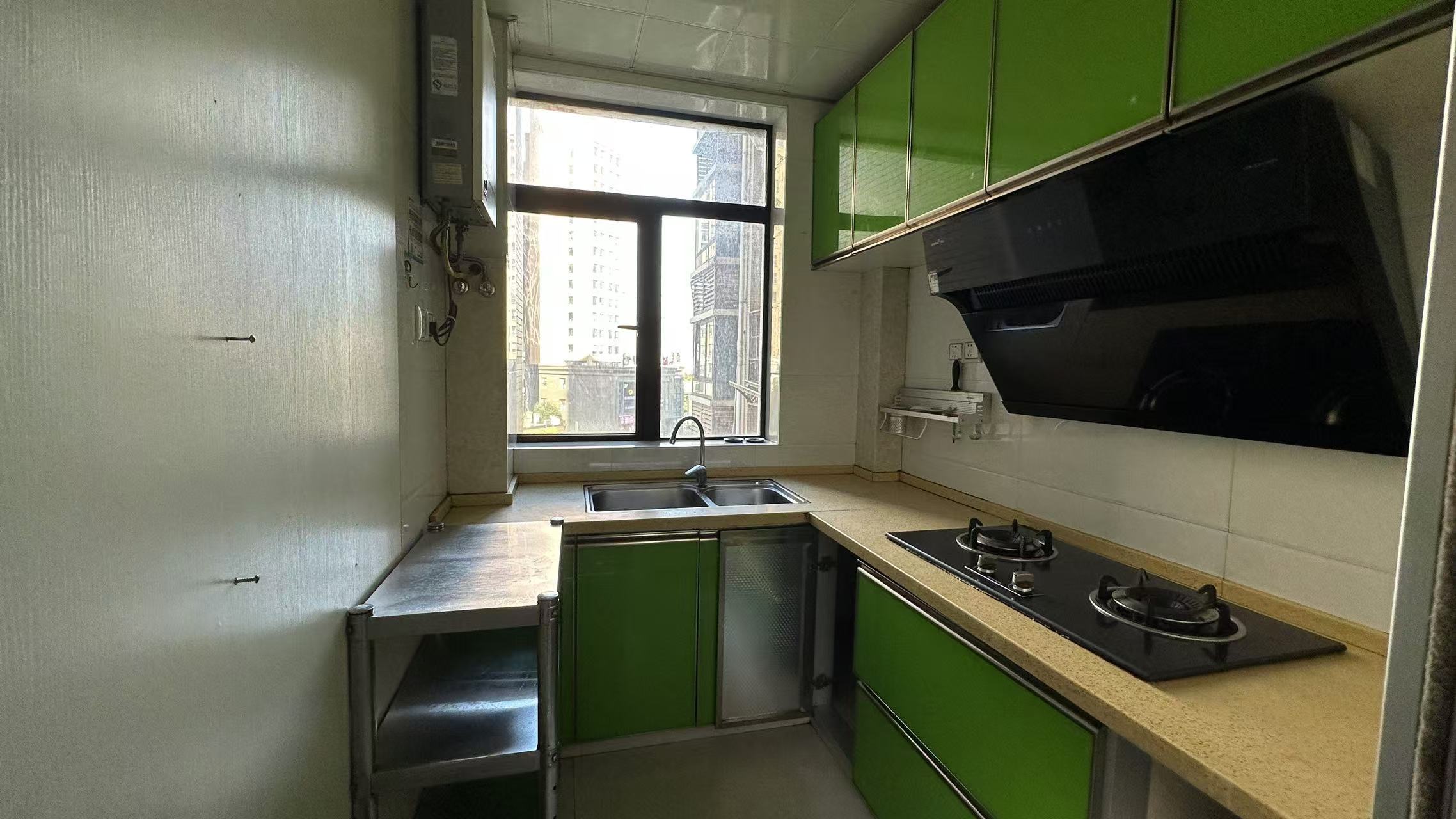 龙腾国际 2室2厅1卫 1700.0元/月 龙腾国际 2室2厅1卫 1700.0元/月室内图