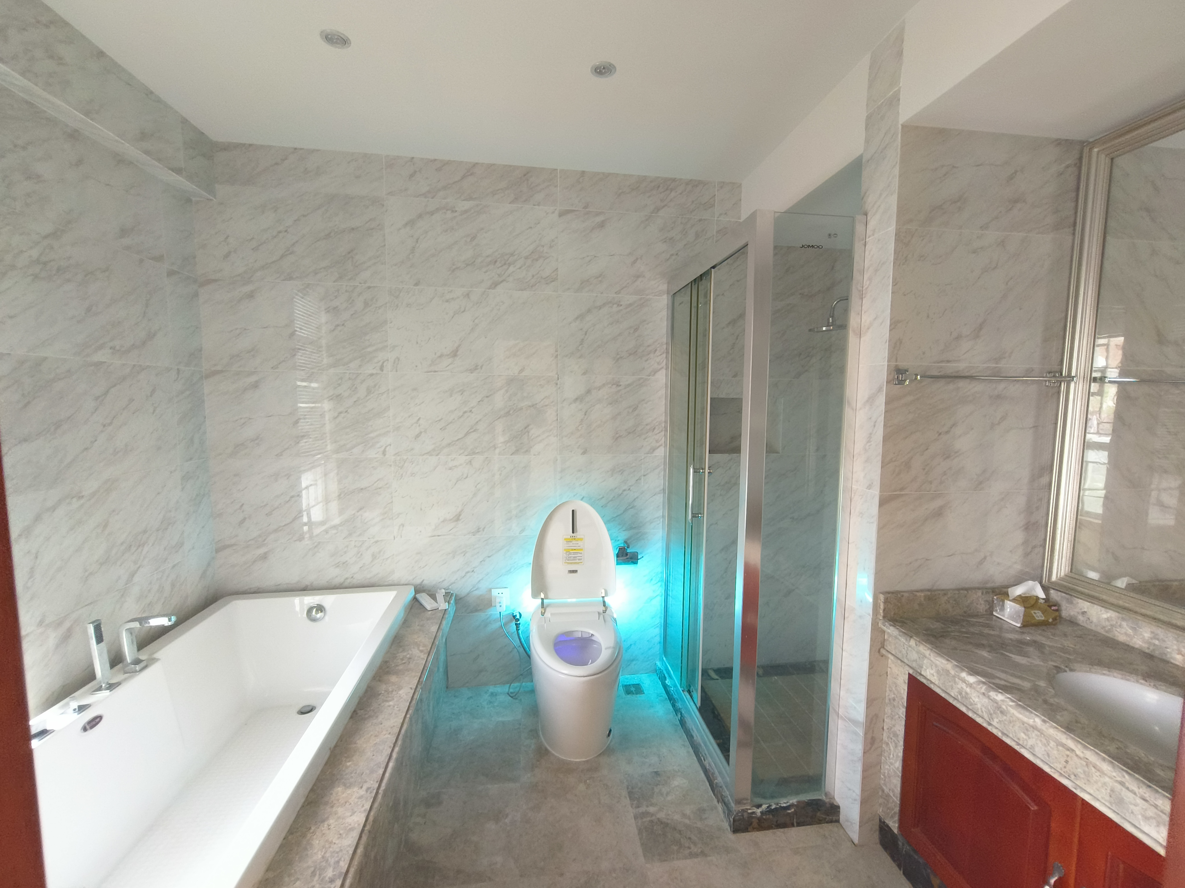 海南大公馆(海岸绿洲) 8室2厅5卫 32000.0元/月 海南大公馆(海岸绿洲) 8室2厅5卫 32000.0元/月室内图