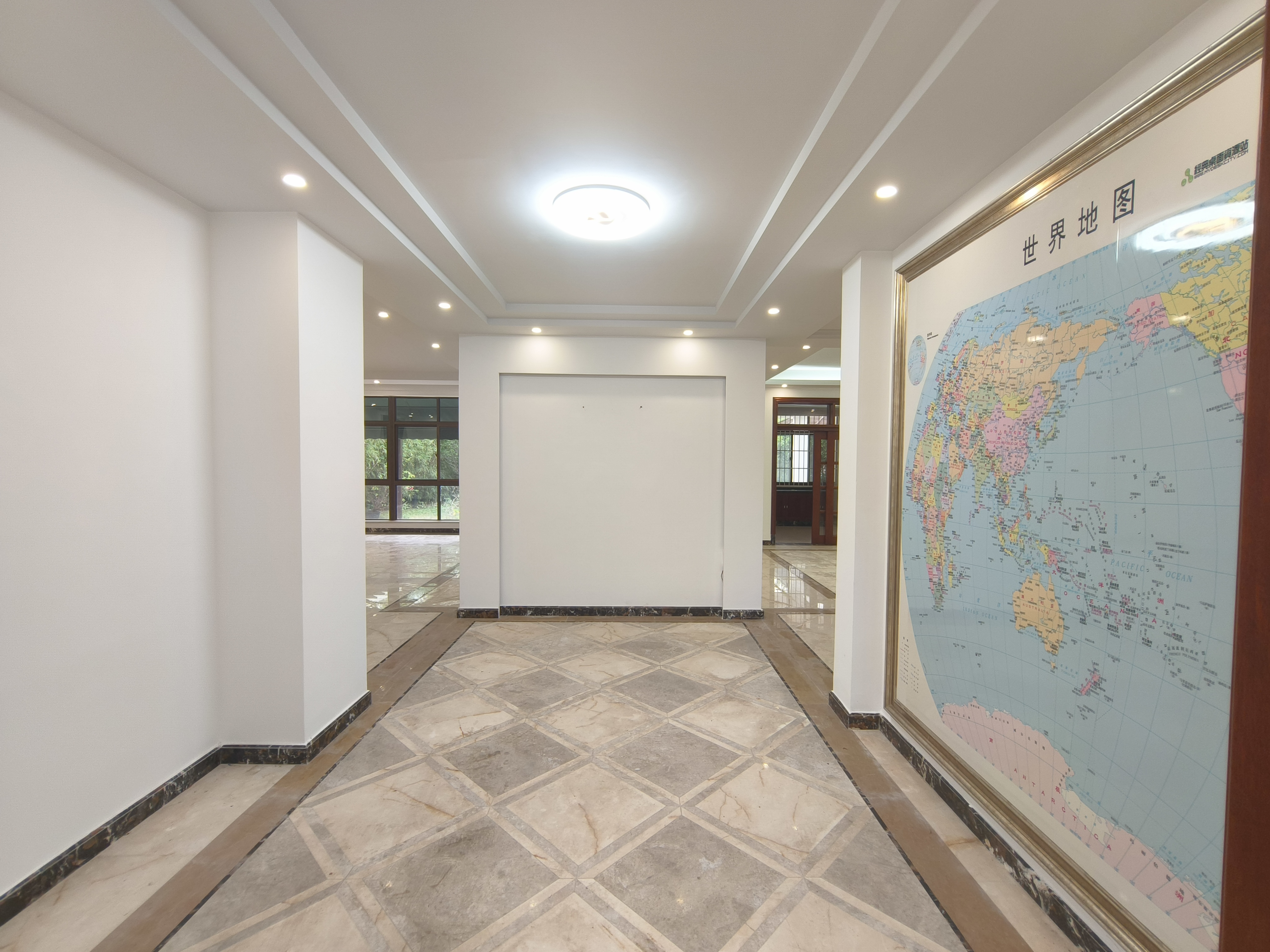 海南大公馆(海岸绿洲) 8室2厅5卫 32000.0元/月 海南大公馆(海岸绿洲) 8室2厅5卫 32000.0元/月小区图