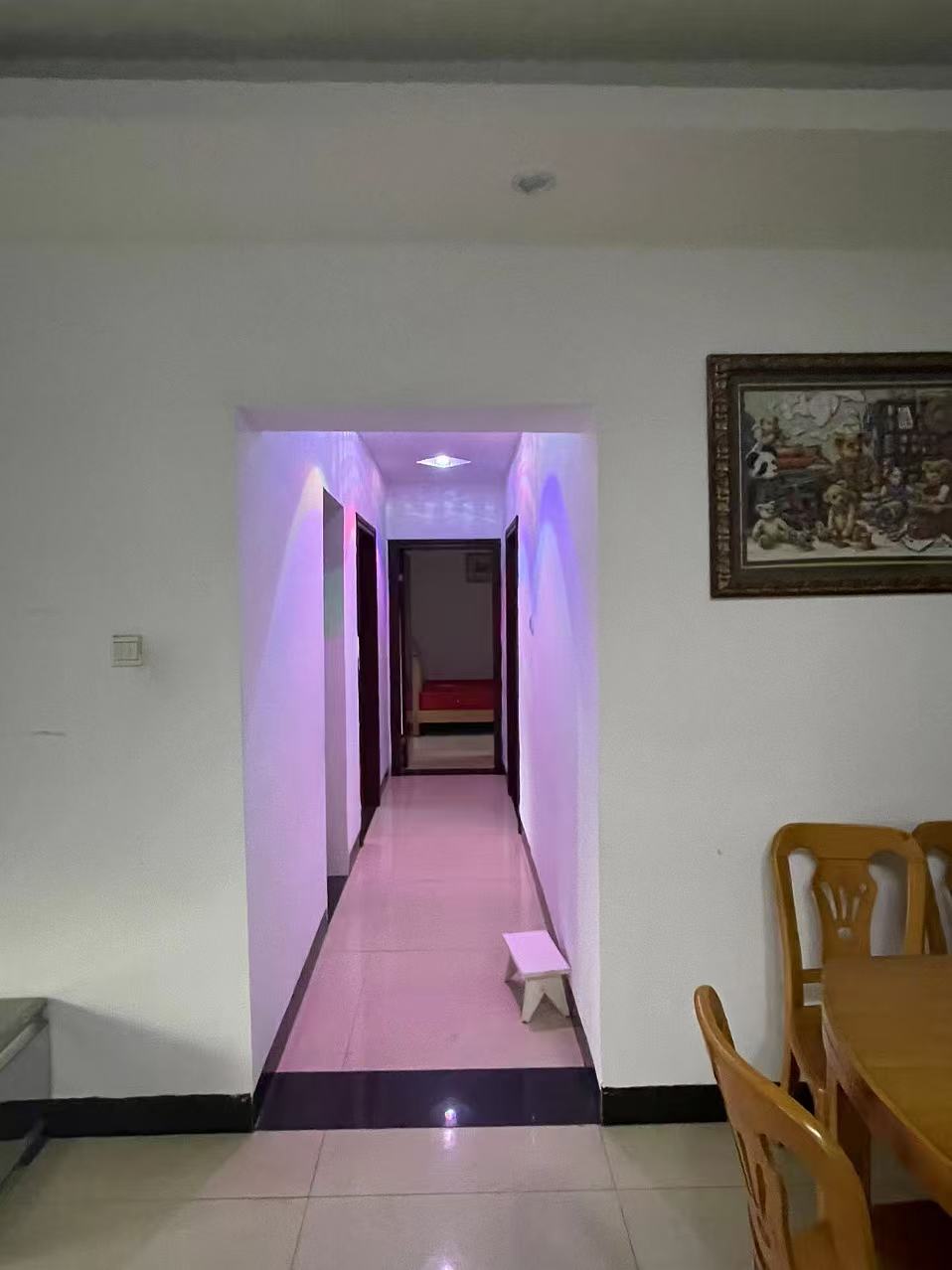 黄鹤小区4片  3室2厅2卫    1500.0元/月 黄鹤小区4片  3室2厅2卫    1500.0元/月