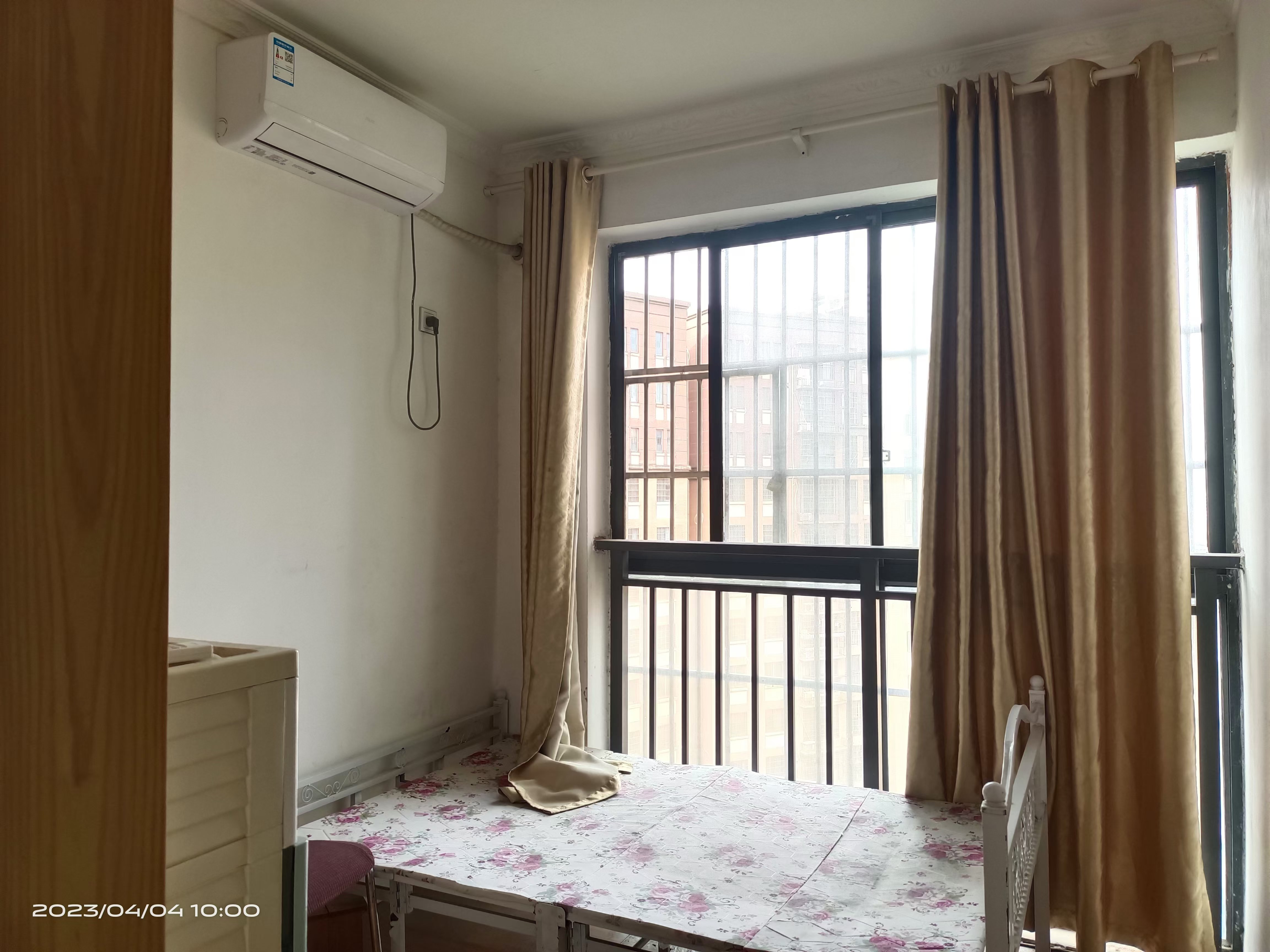 山水嘉园  3室2厅1卫    1600.0元/月 山水嘉园  3室2厅1卫    1600.0元/月室内图