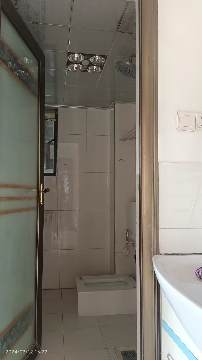 山水嘉园  3室2厅1卫    1600.0元/月室内图