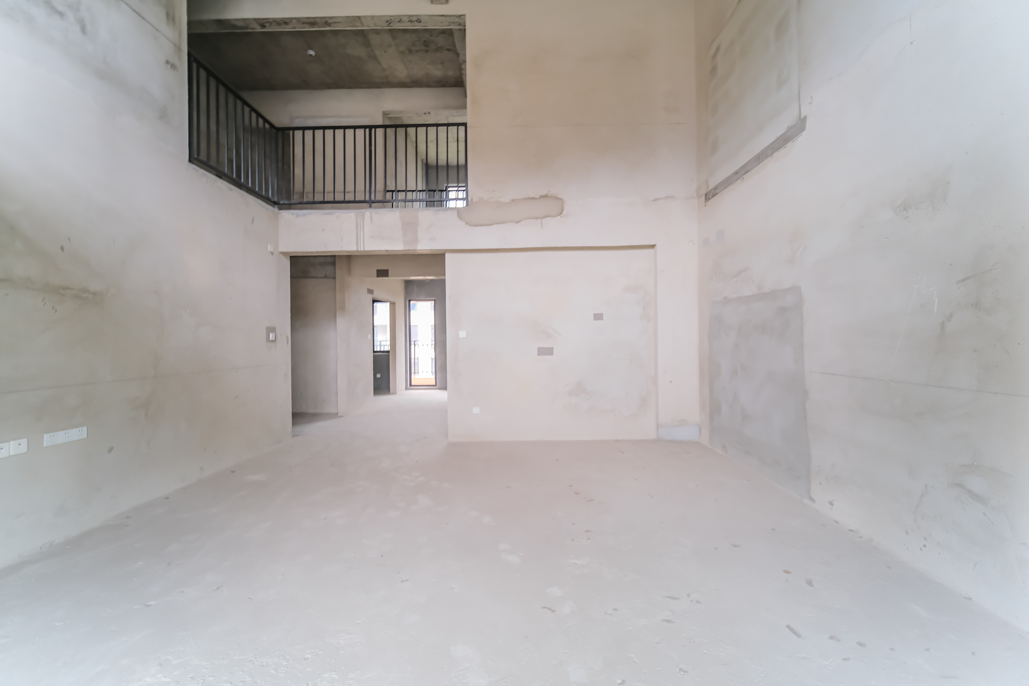 合能枫丹新里  4室2厅2卫    175.0万 合能枫丹新里  4室2厅2卫    175.0万客厅