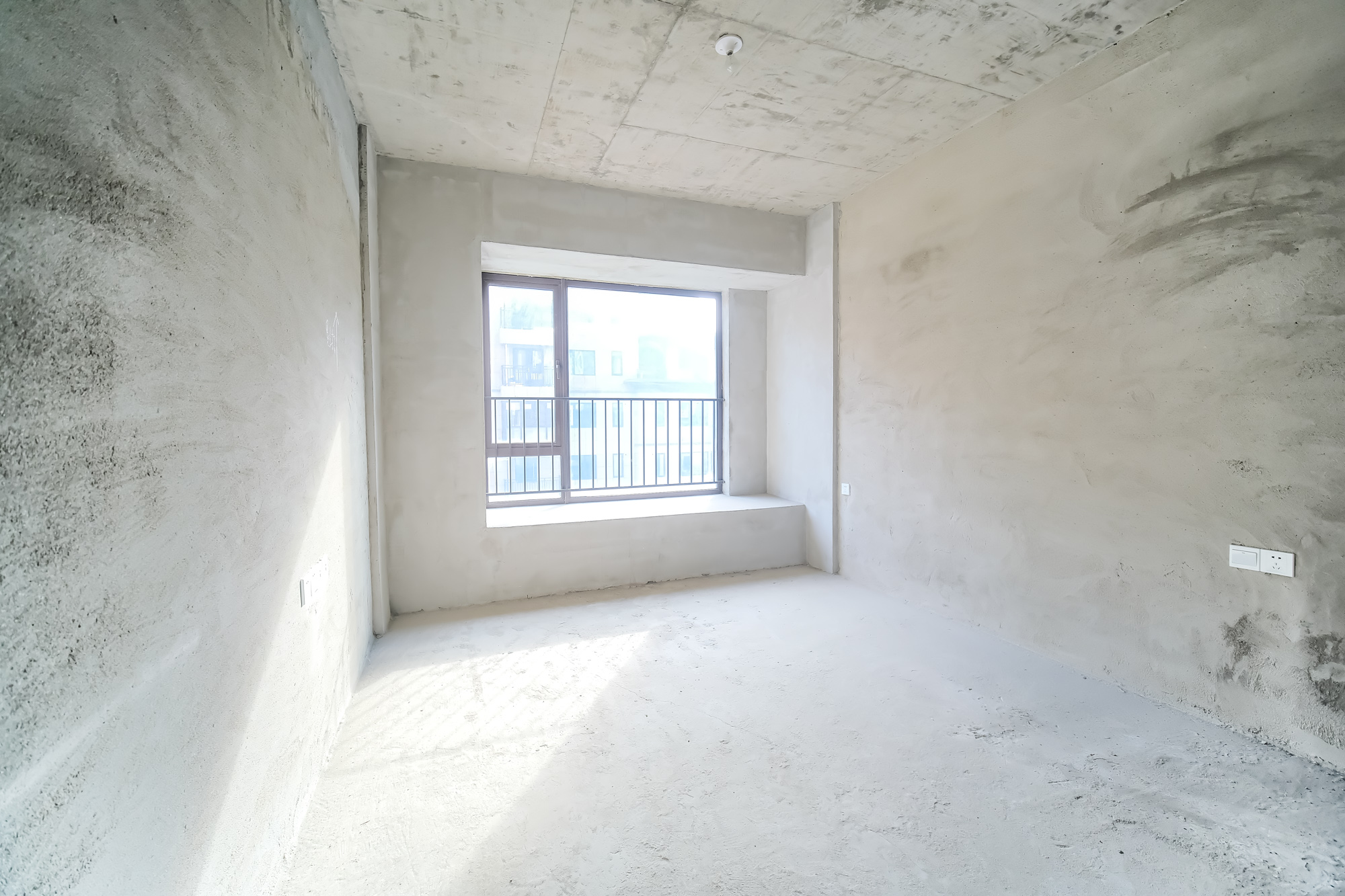 合能枫丹新里  4室2厅2卫    175.0万 合能枫丹新里  4室2厅2卫    175.0万卧室