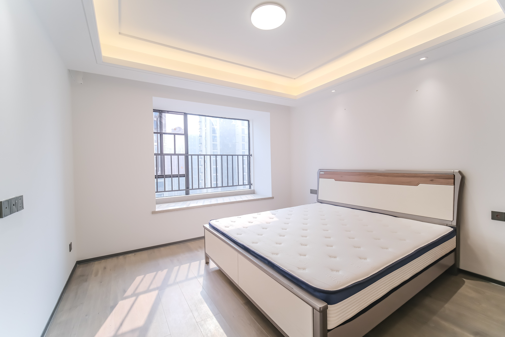 荣盛锦绣学府  1室0厅0卫    120.0万 荣盛锦绣学府  1室0厅0卫    120.0万卧室