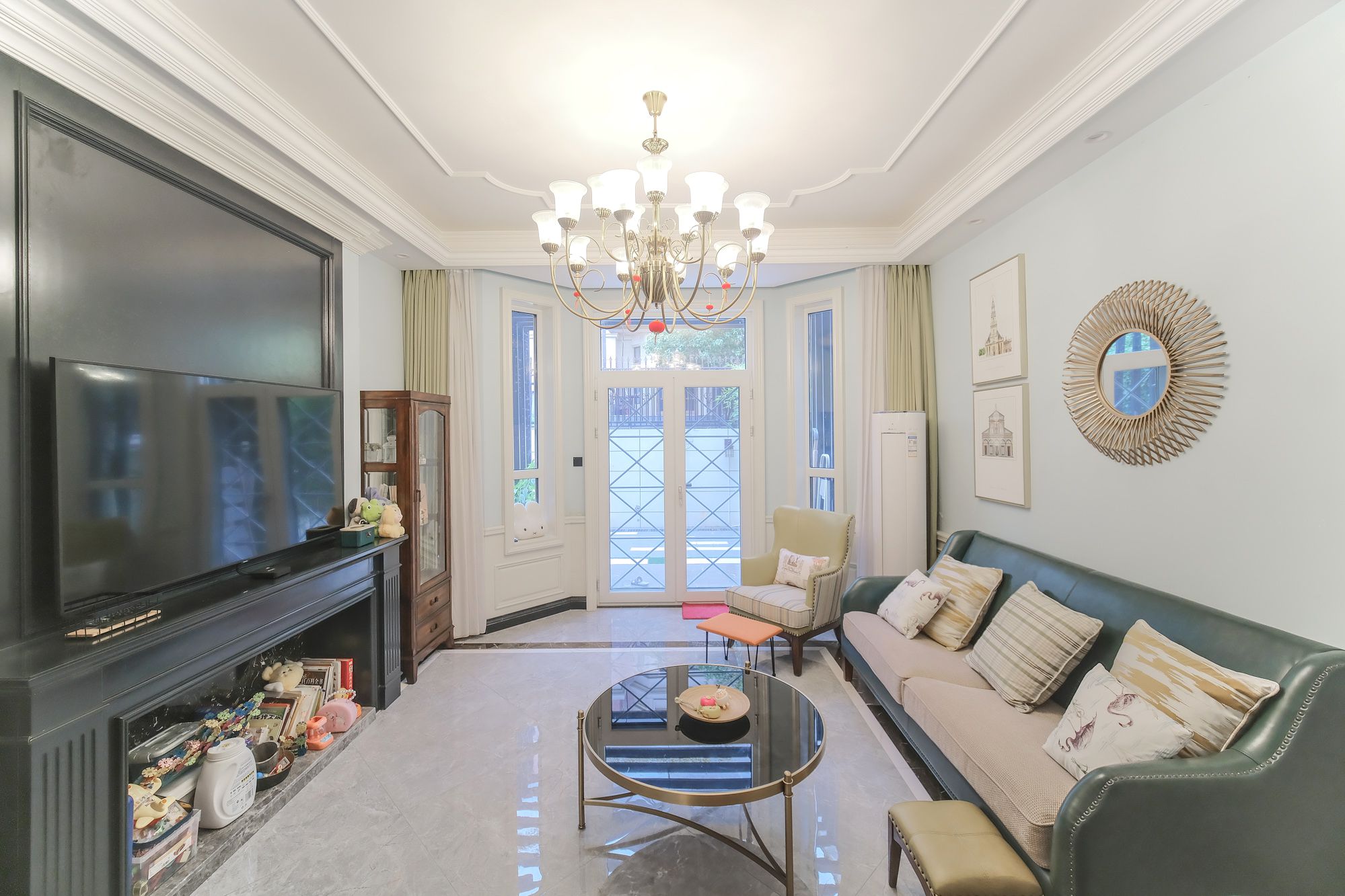 保利香槟国际  5室3厅3卫    420.0万 保利香槟国际  5室3厅3卫    420.0万