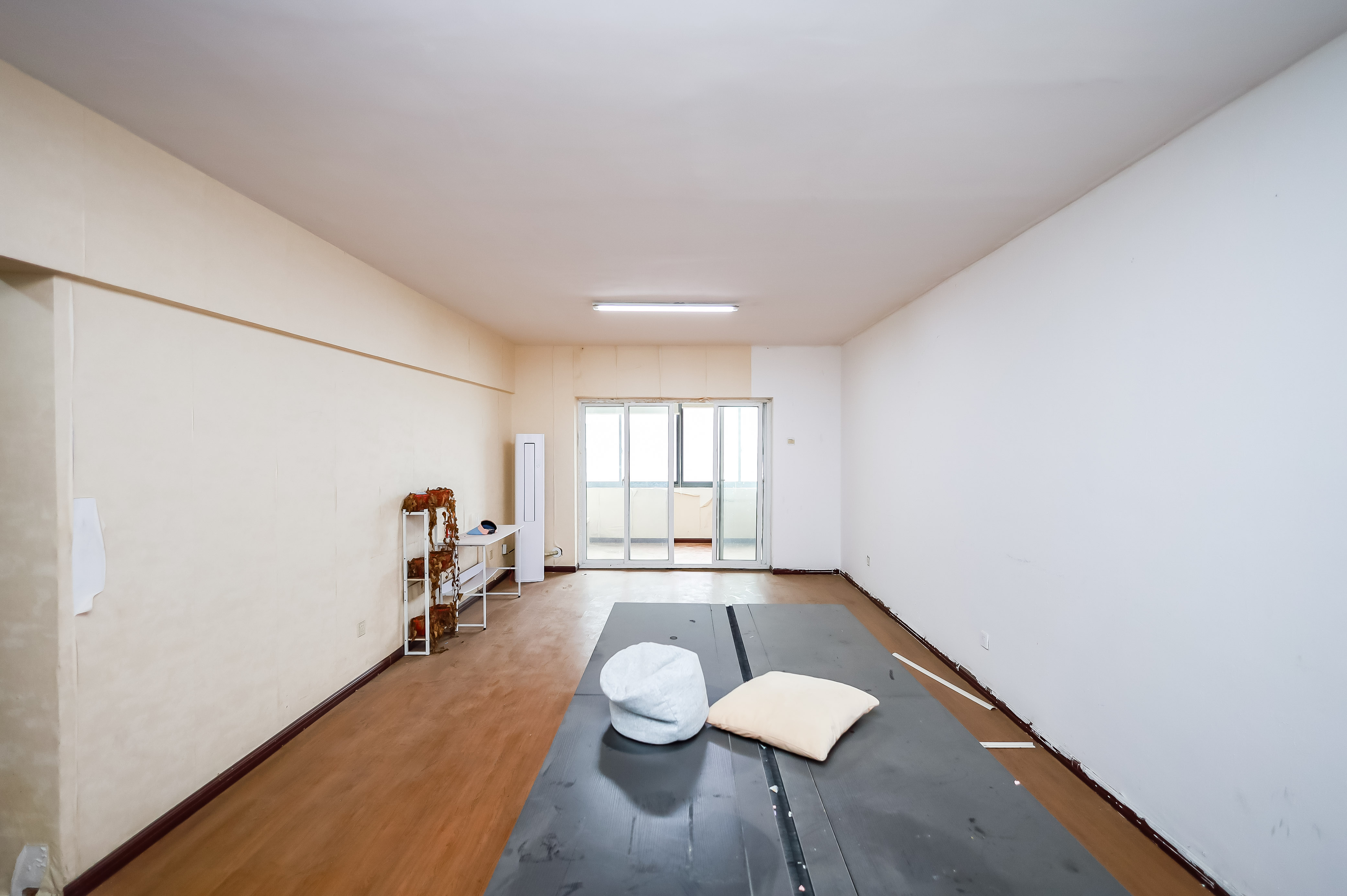 未来城科学家园  4室2厅2卫   130.00万