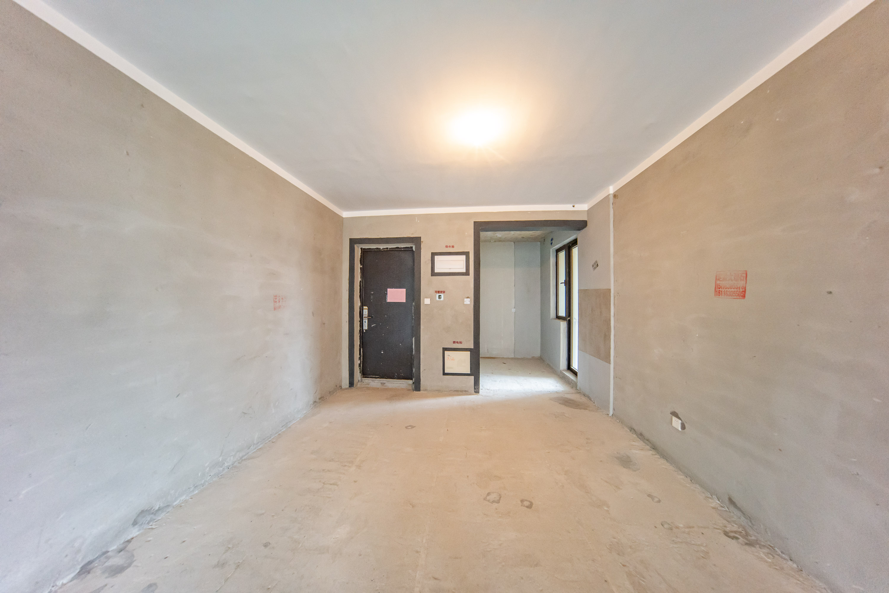 融创融公馆（融创臻苑）  3室2厅2卫    83.8万客厅