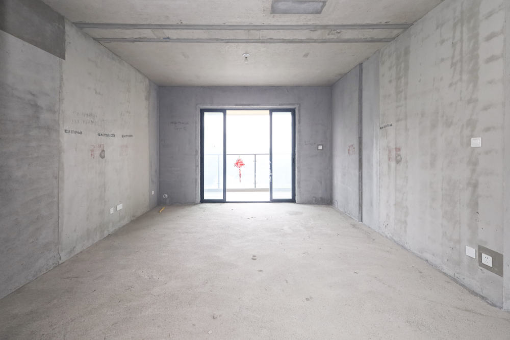 地铁中建江山玖樾  4室2厅2卫    176.0万