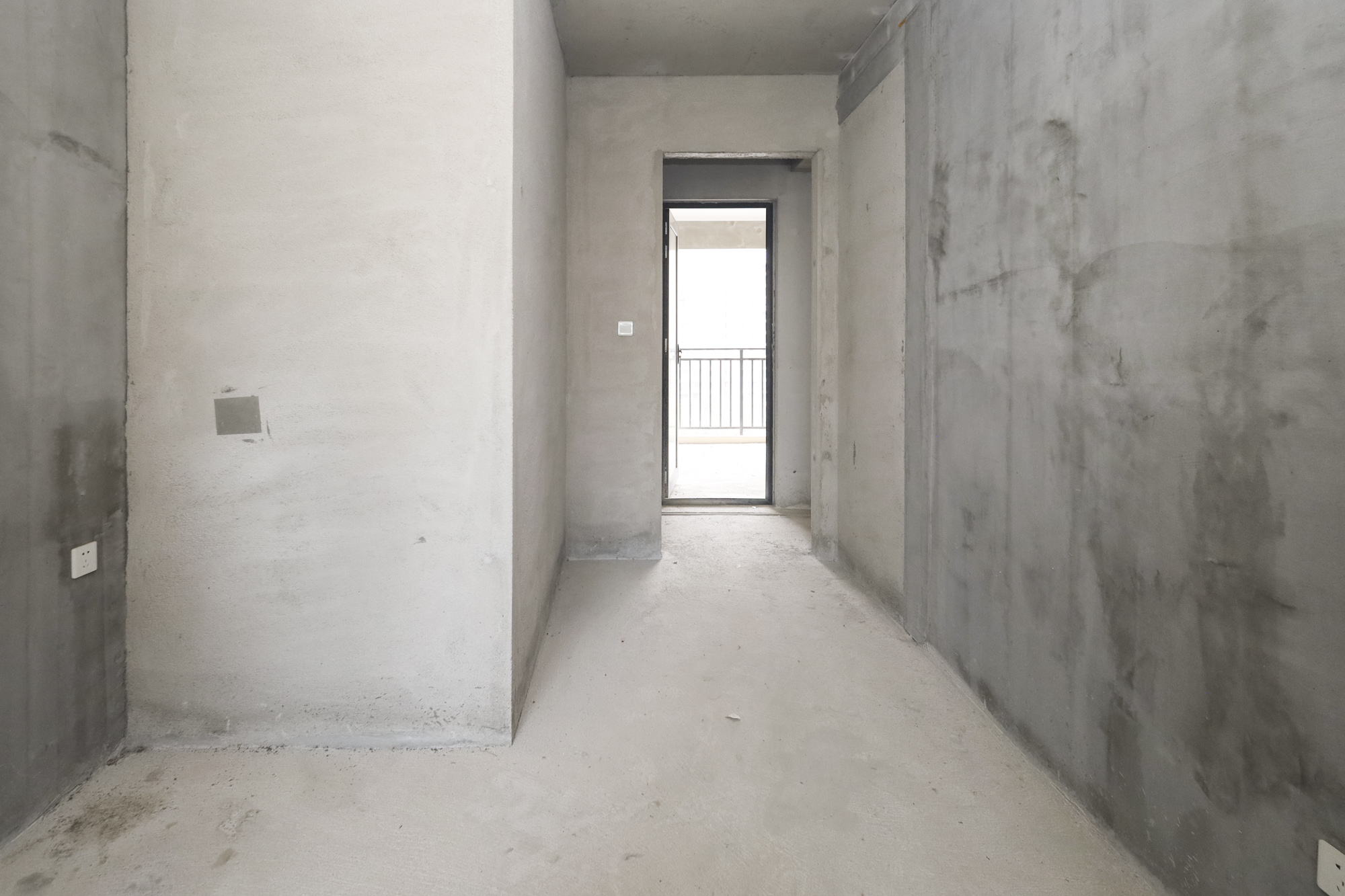地铁中建江山玖樾  1室0厅0卫   158.00万其他