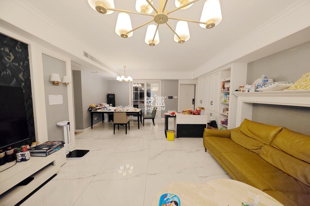 万博汇  4室2厅1卫    232.8万