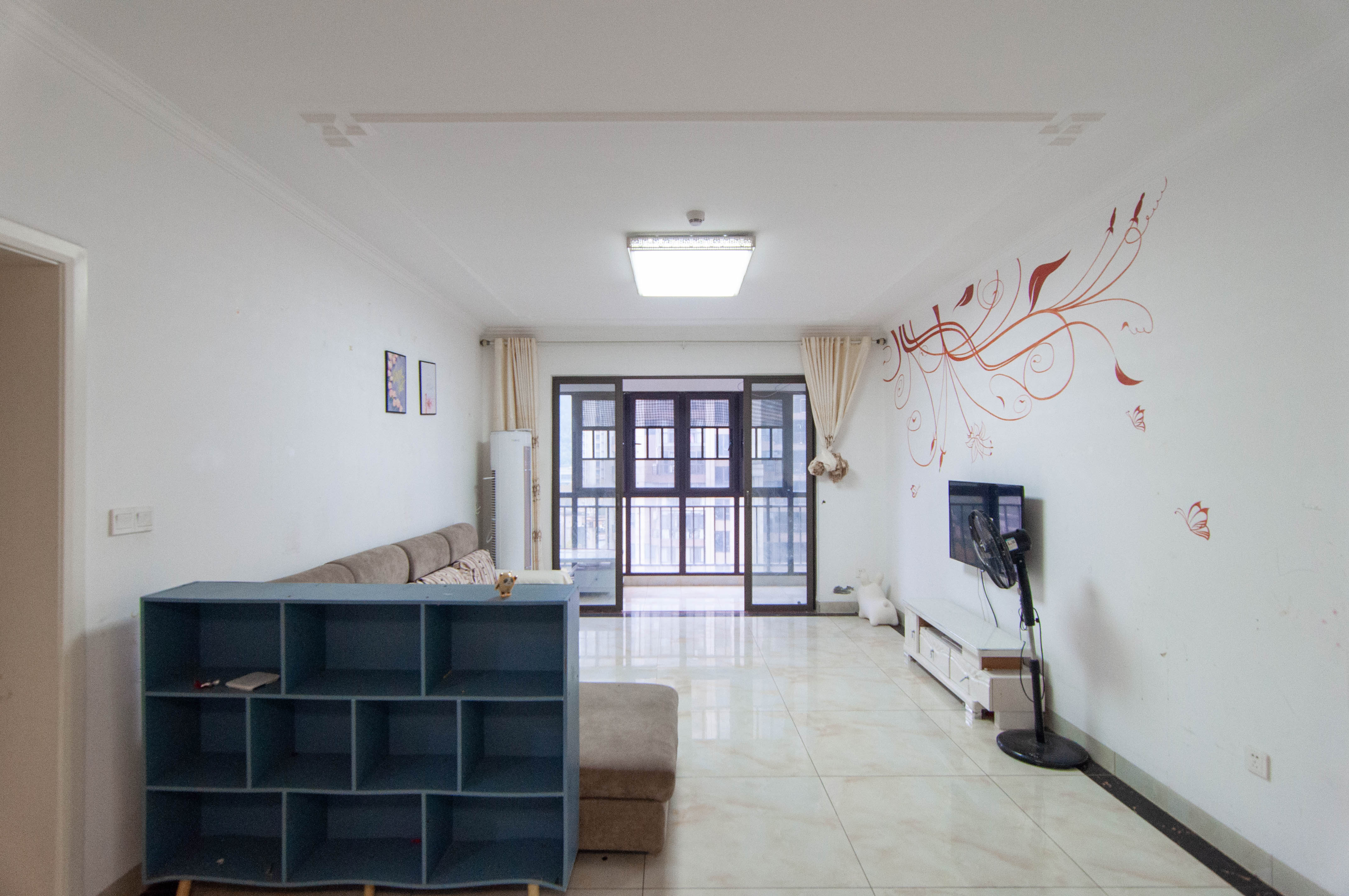 佳兆业云顶梅溪湖(佳兆业梅溪荟) 3室2厅2卫 155.0万 佳兆业云顶梅溪湖(佳兆业梅溪荟) 3室2厅2卫 155.0万客厅