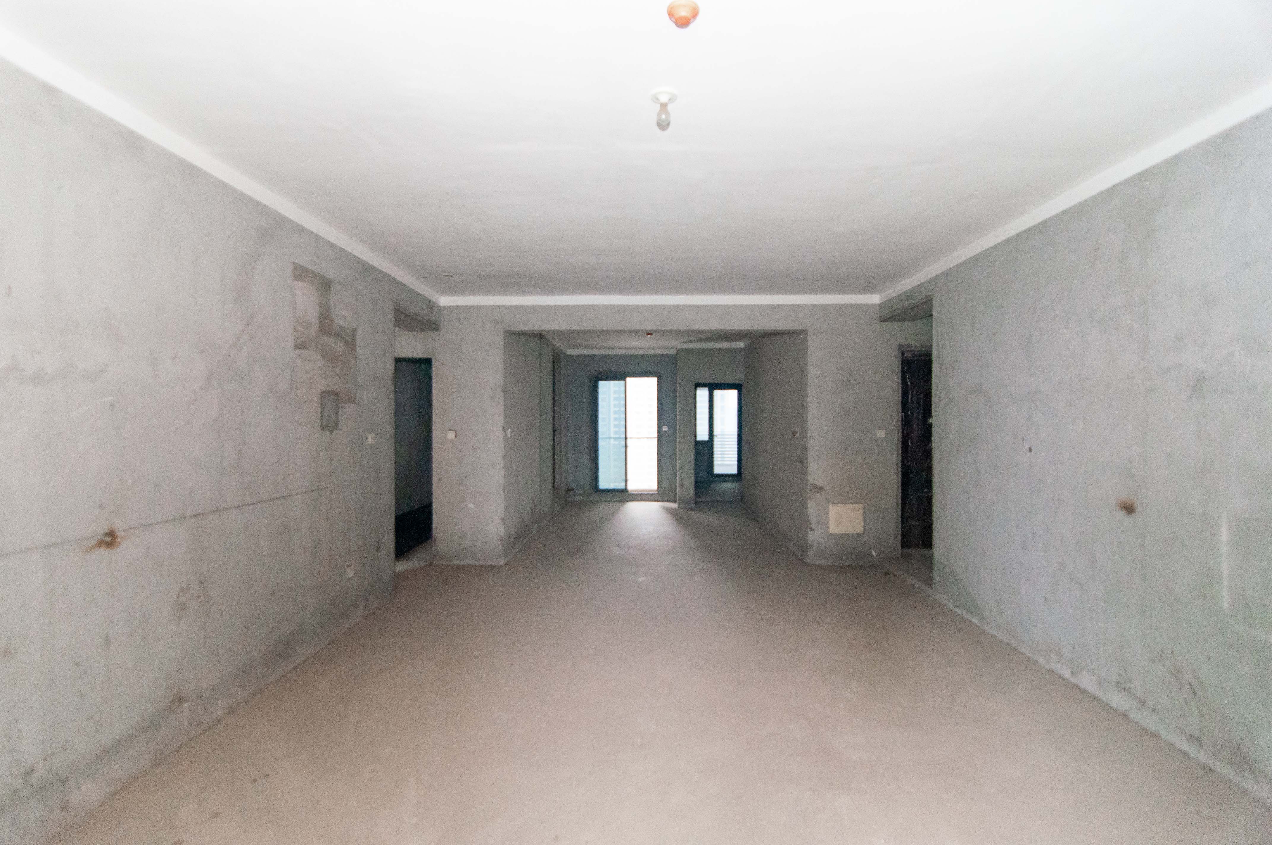中建梅溪湖中心  5室2厅3卫   598.00万客厅