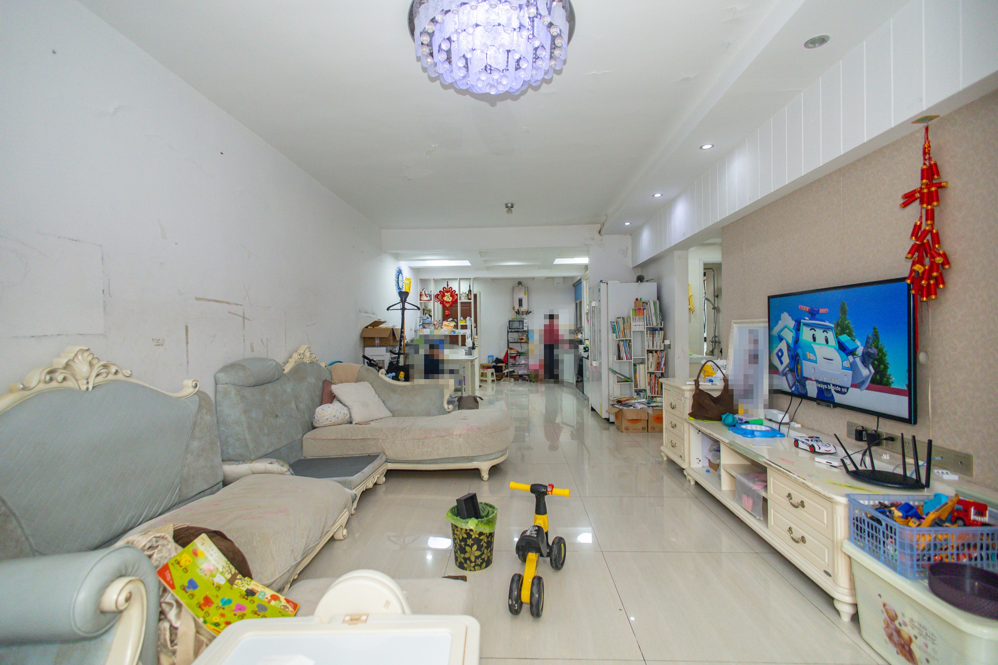 华润凤凰城二期 3室2厅1卫 70.5万 华润凤凰城二期 3室2厅1卫 70.5万客厅