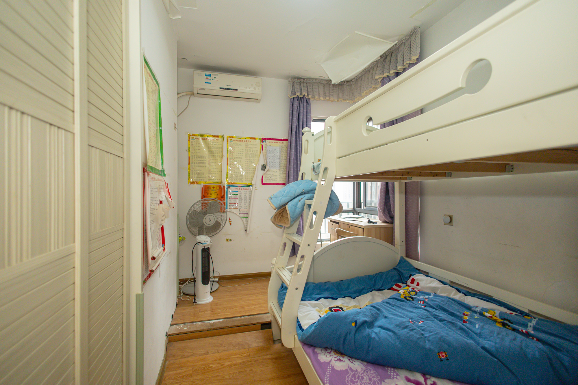 华润凤凰城二期 3室2厅1卫 70.5万 华润凤凰城二期 3室2厅1卫 70.5万卧室