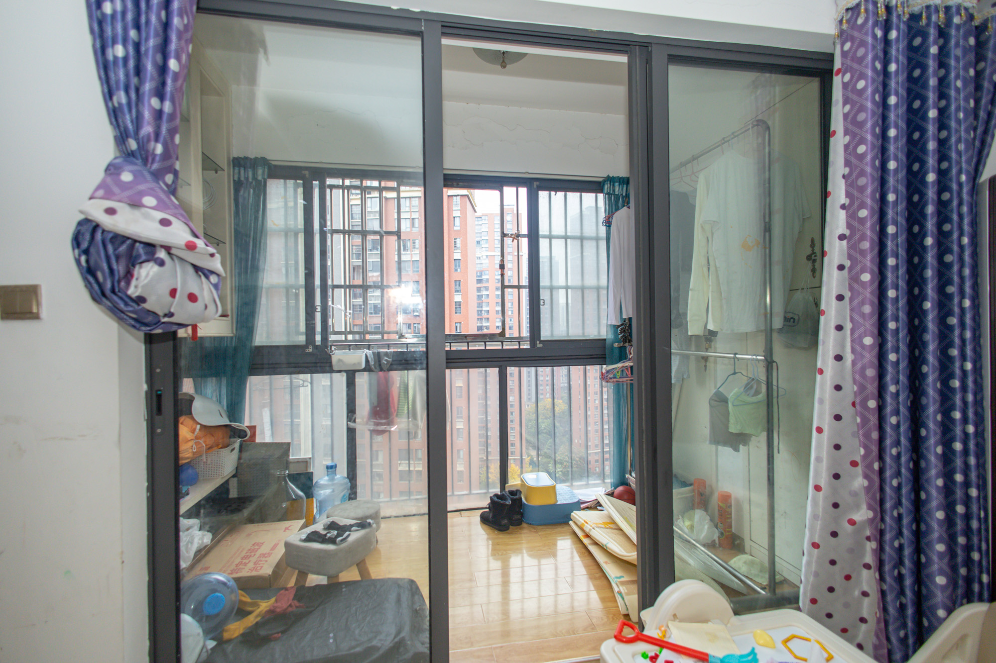 华润凤凰城二期 3室2厅1卫 70.5万 华润凤凰城二期 3室2厅1卫 70.5万阳台