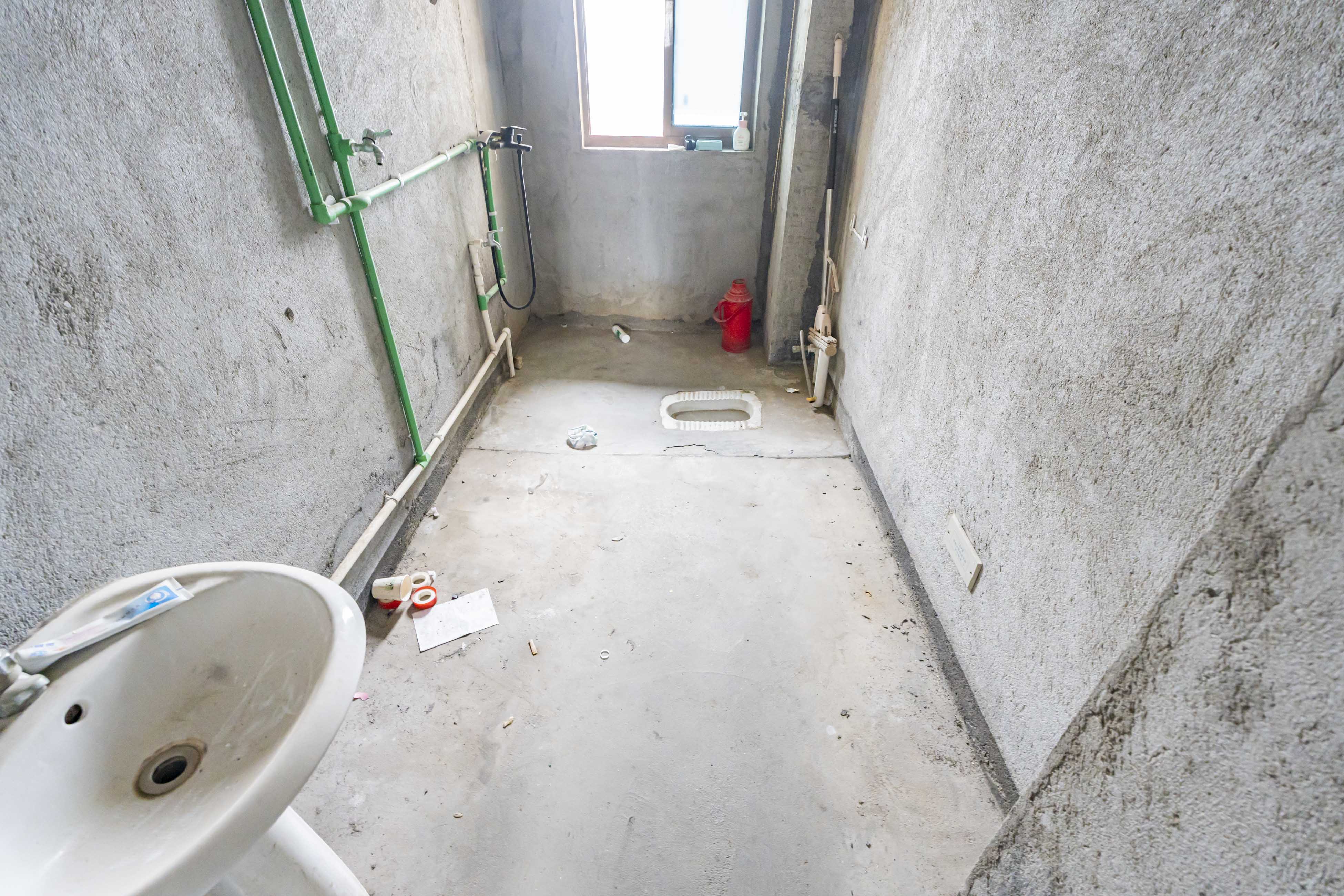 四方水岸(世方水岸) 1室2厅2卫 102.0万 四方水岸(世方水岸) 1室2厅2卫 102.0万卫生间