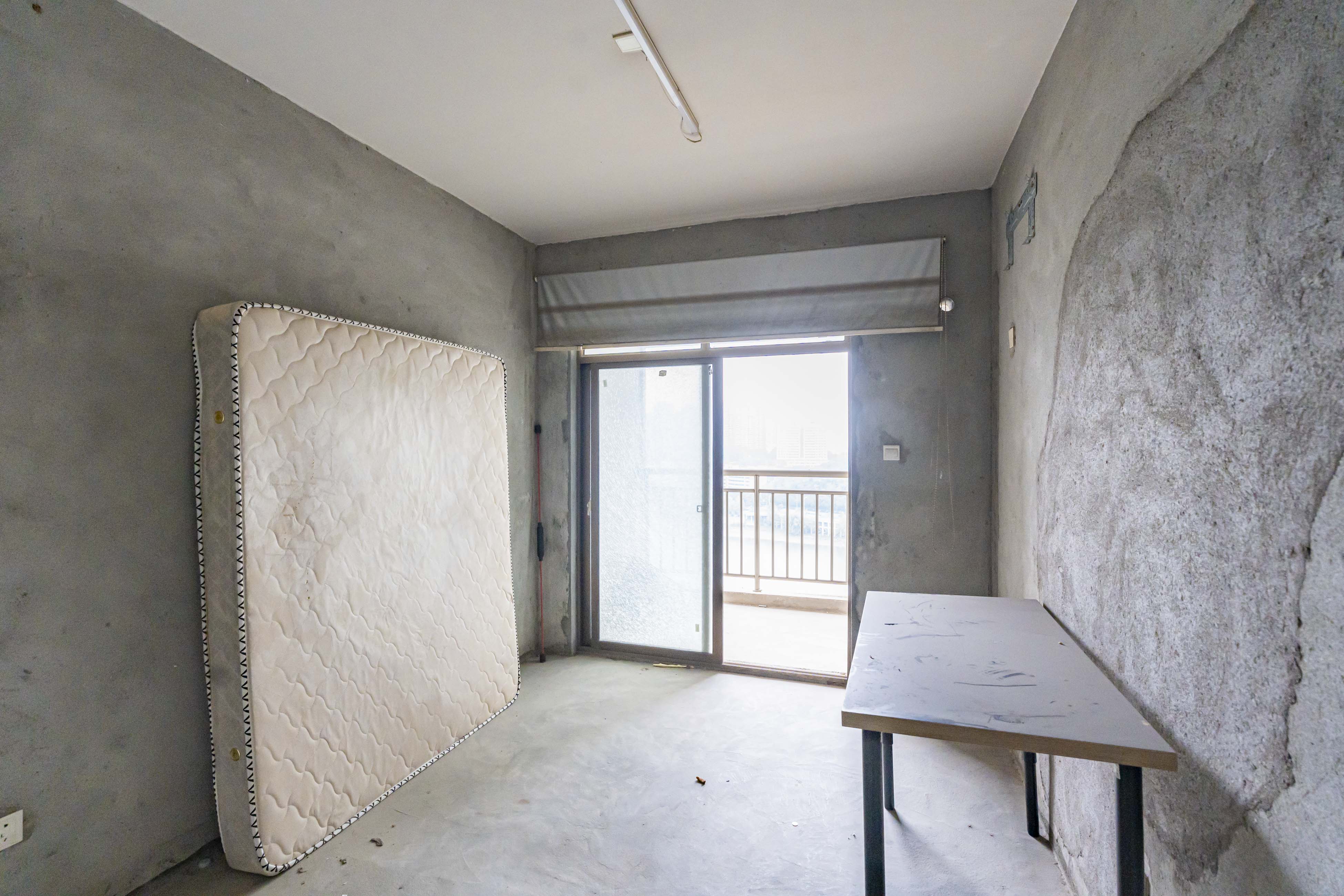 四方水岸(世方水岸) 1室2厅2卫 102.0万 四方水岸(世方水岸) 1室2厅2卫 102.0万卧室