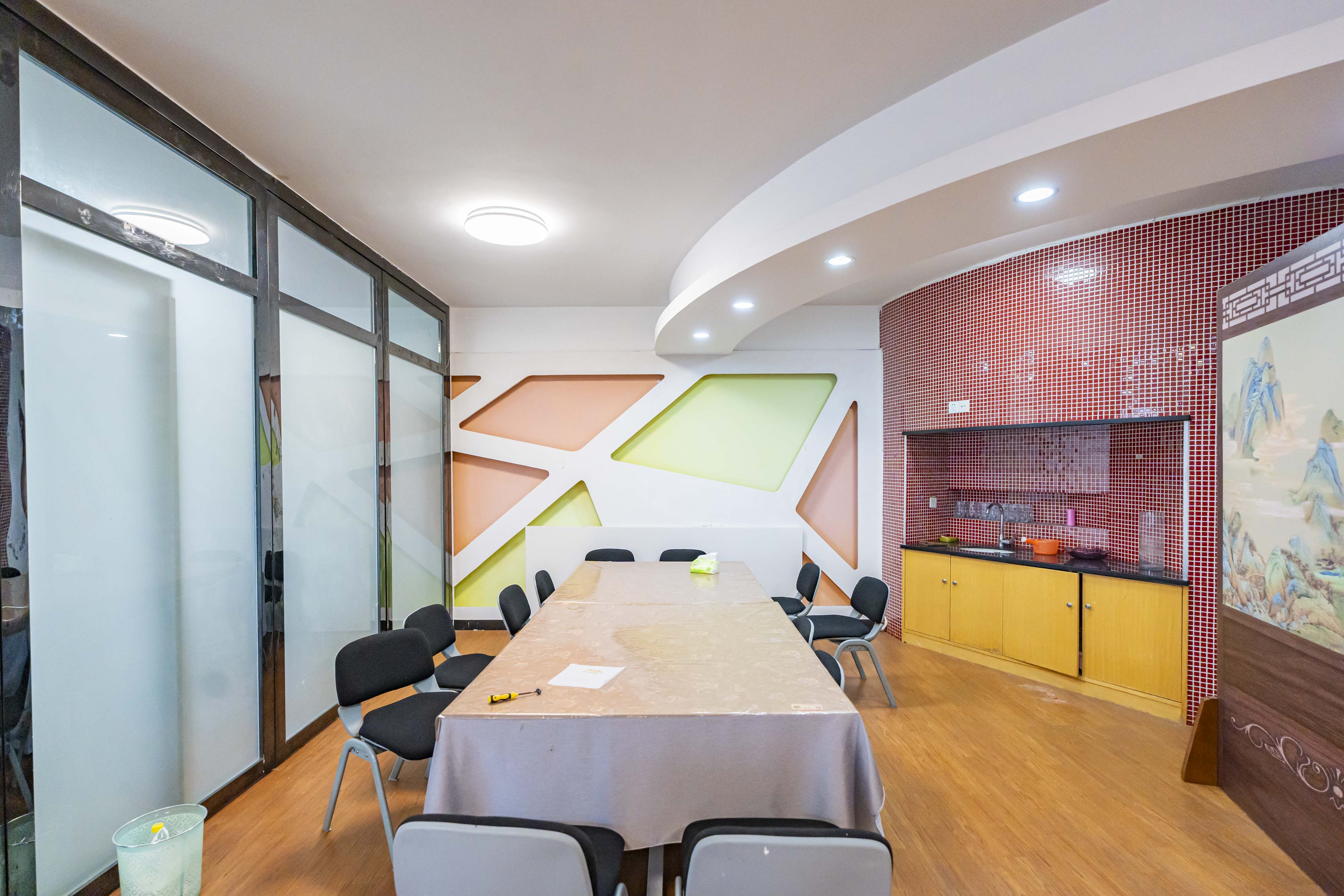 建鸿达现代城 1室2厅1卫 112.0万 建鸿达现代城 1室2厅1卫 112.0万客厅