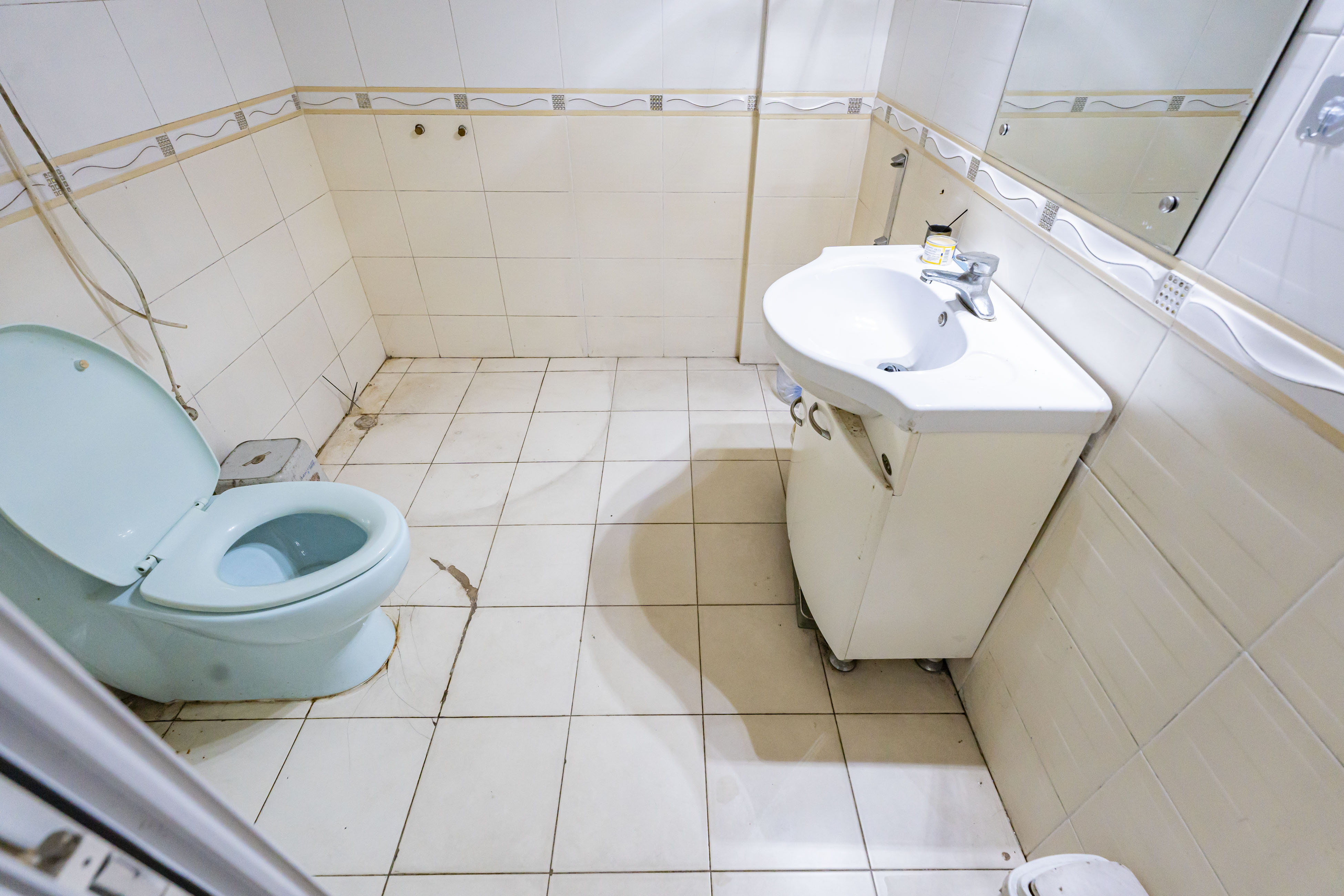 四季阳光花城 3室2厅2卫 140.0万 四季阳光花城 3室2厅2卫 140.0万卫生间