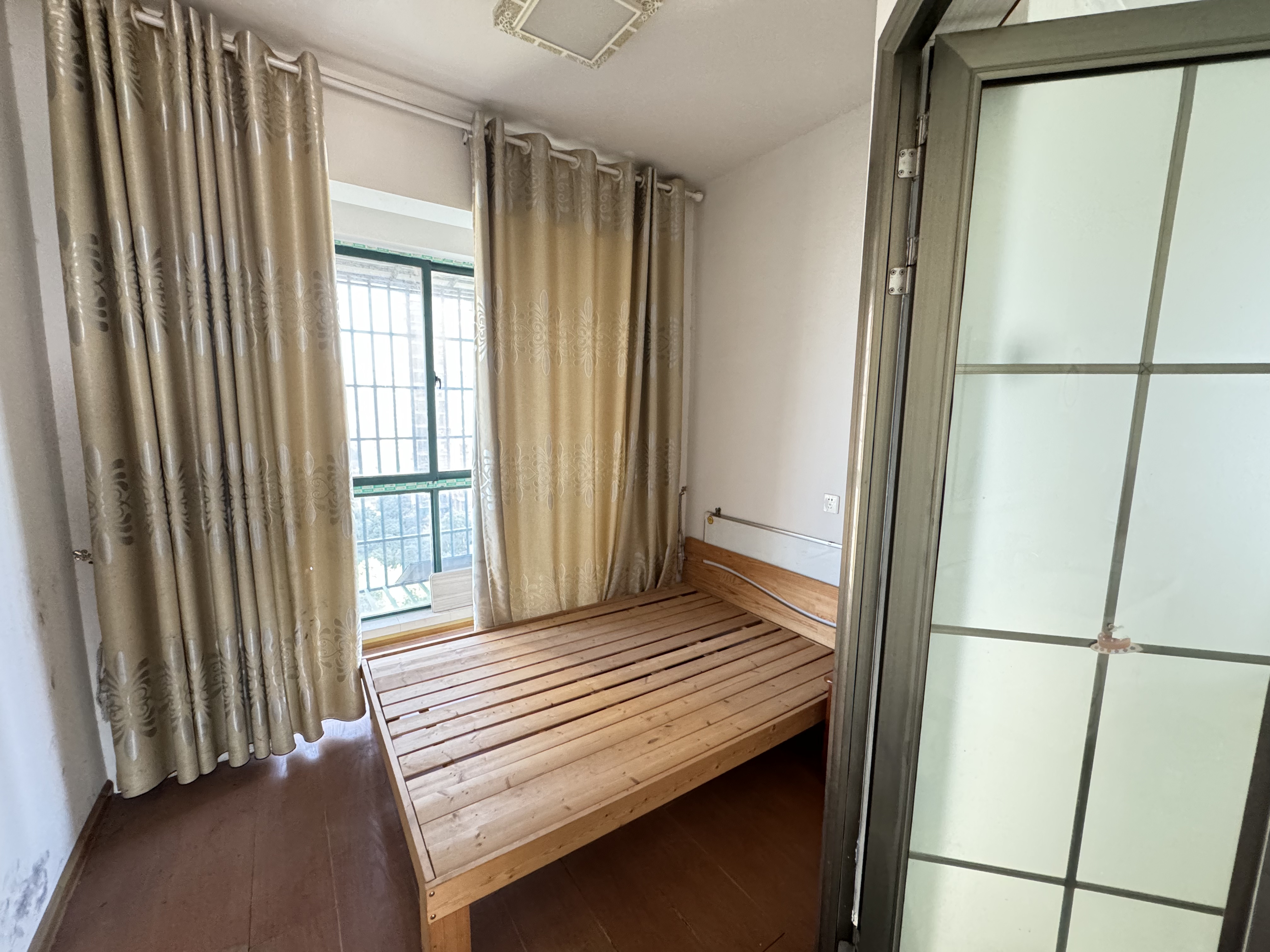 才子佳郡  4室2厅2卫   2500.00元/月室内图