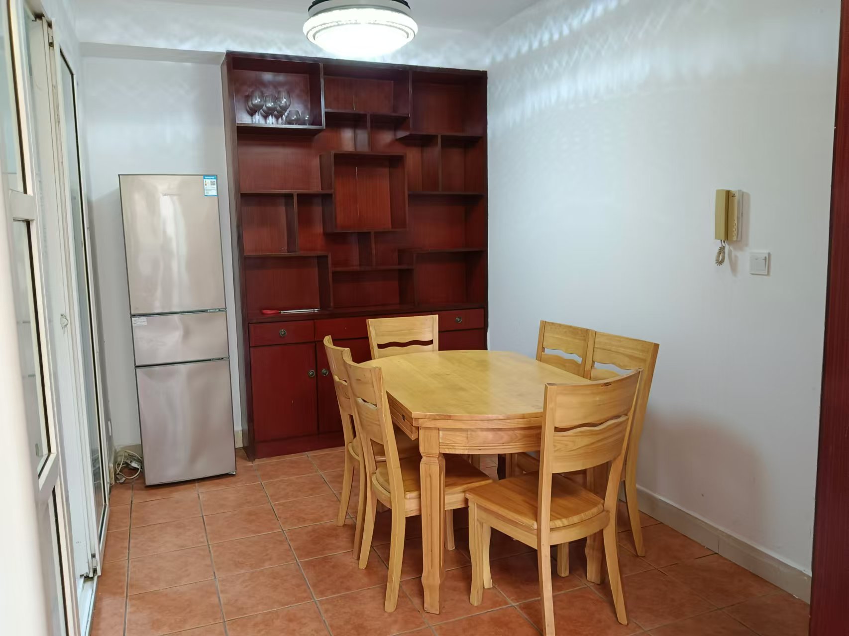 东方文华府 3室2厅2卫 2800.0元/月 东方文华府 3室2厅2卫 2800.0元/月室内图