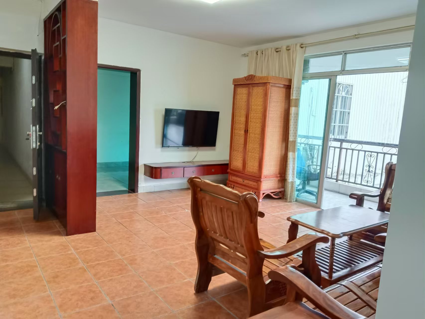 东方文华府 3室2厅2卫 2800.0元/月 东方文华府 3室2厅2卫 2800.0元/月室内图