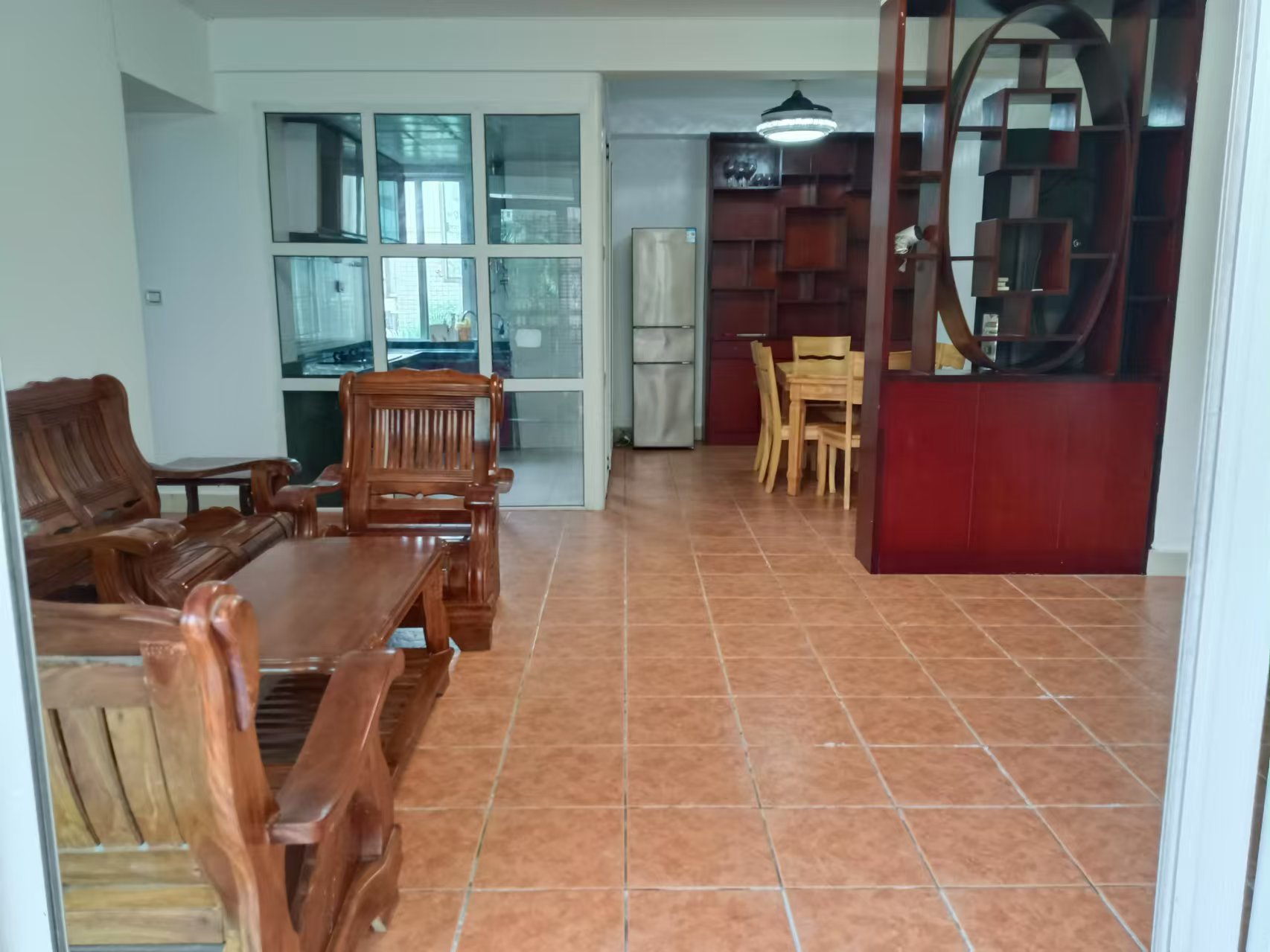 东方文华府 3室2厅2卫 2800.0元/月 东方文华府 3室2厅2卫 2800.0元/月室内图