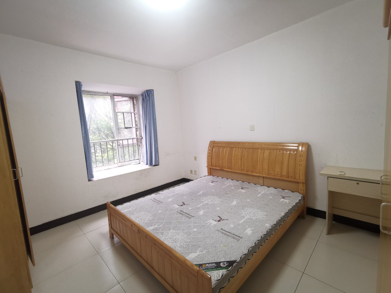 联美品格  3室2厅2卫    1800.0元/月 联美品格  3室2厅2卫    1800.0元/月室内图