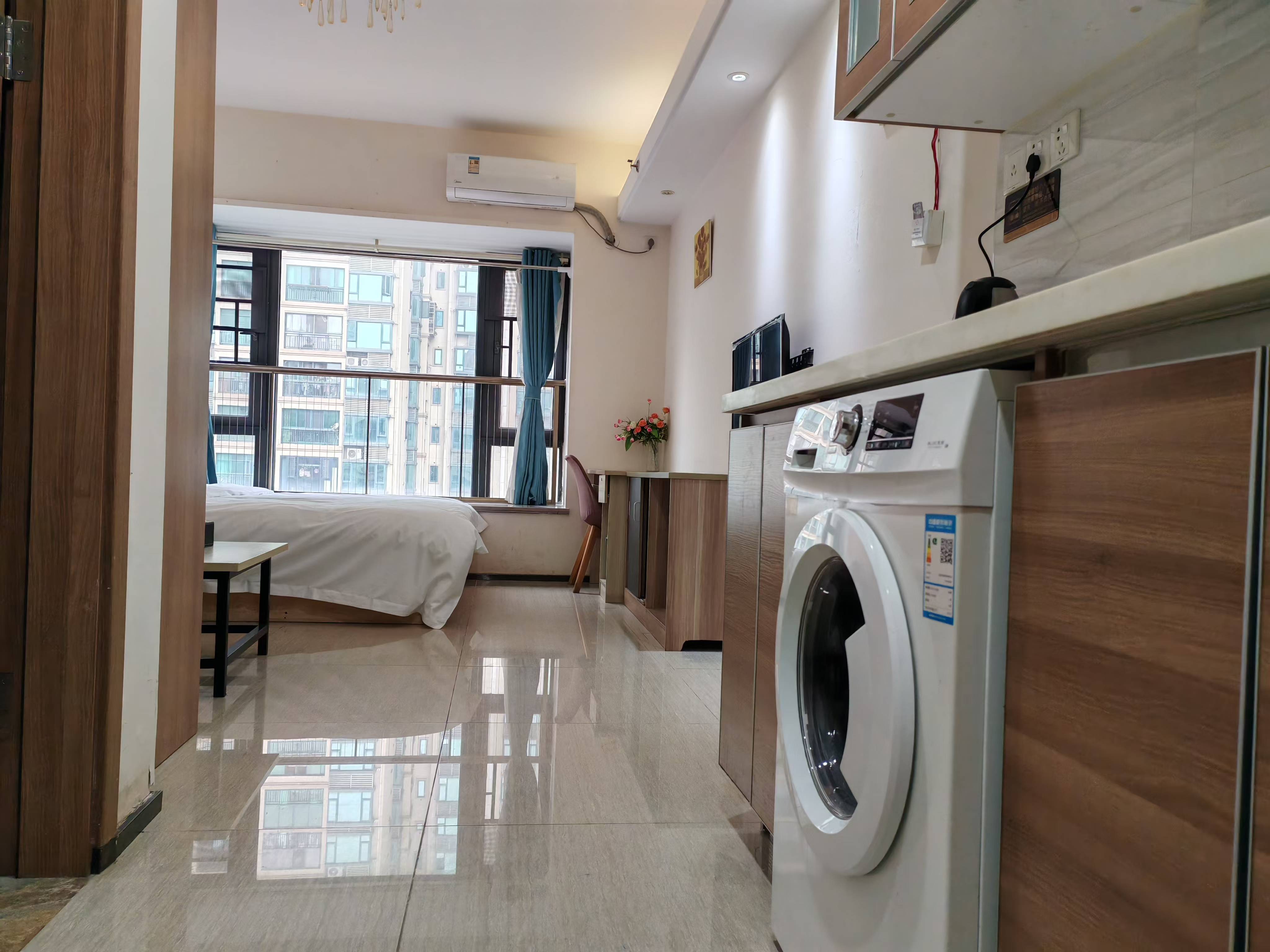 恒大国际广场 1室1厅0卫 1800.0元/月 恒大国际广场 1室1厅0卫 1800.0元/月室内图