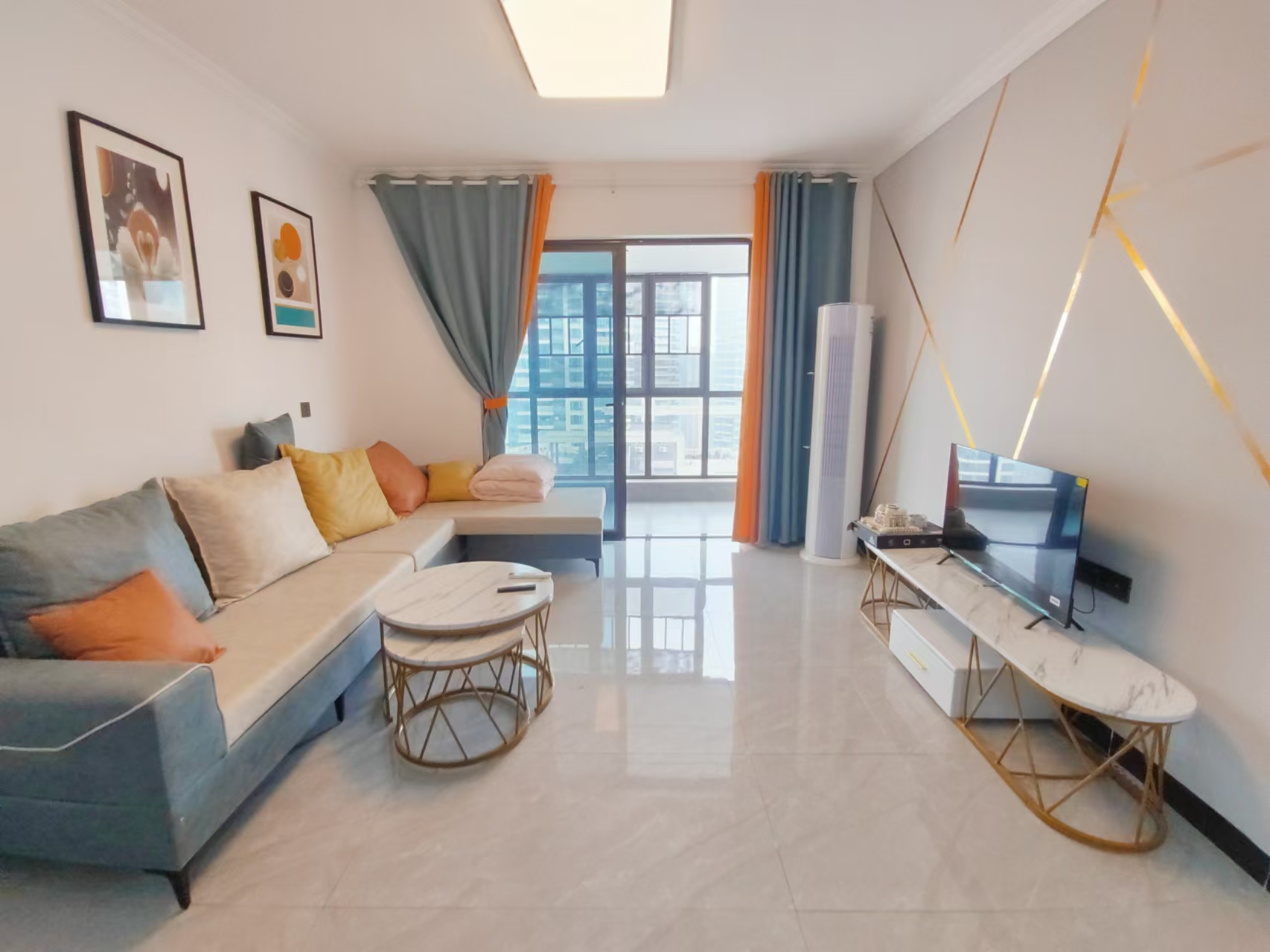 保利西海岸B区 3室2厅2卫 3500.0元/月 保利西海岸B区 3室2厅2卫 3500.0元/月室内图