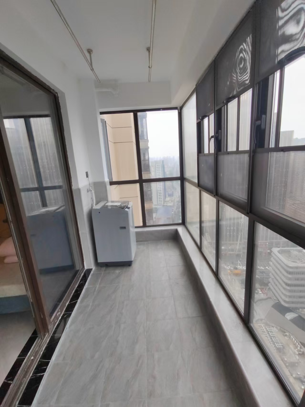 保利西海岸B区  3室2厅2卫    3500.0元/月室内图