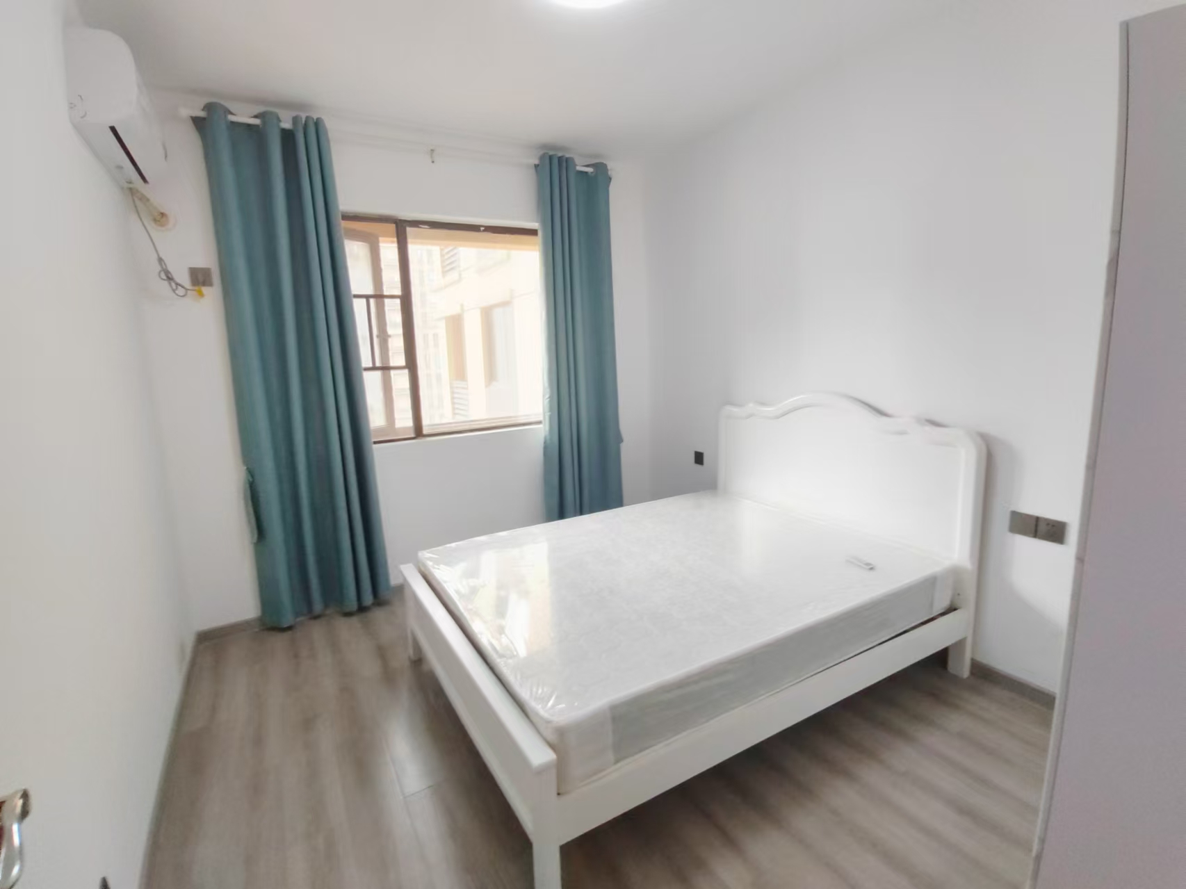 保利西海岸B区  3室2厅2卫    3500.0元/月室内图