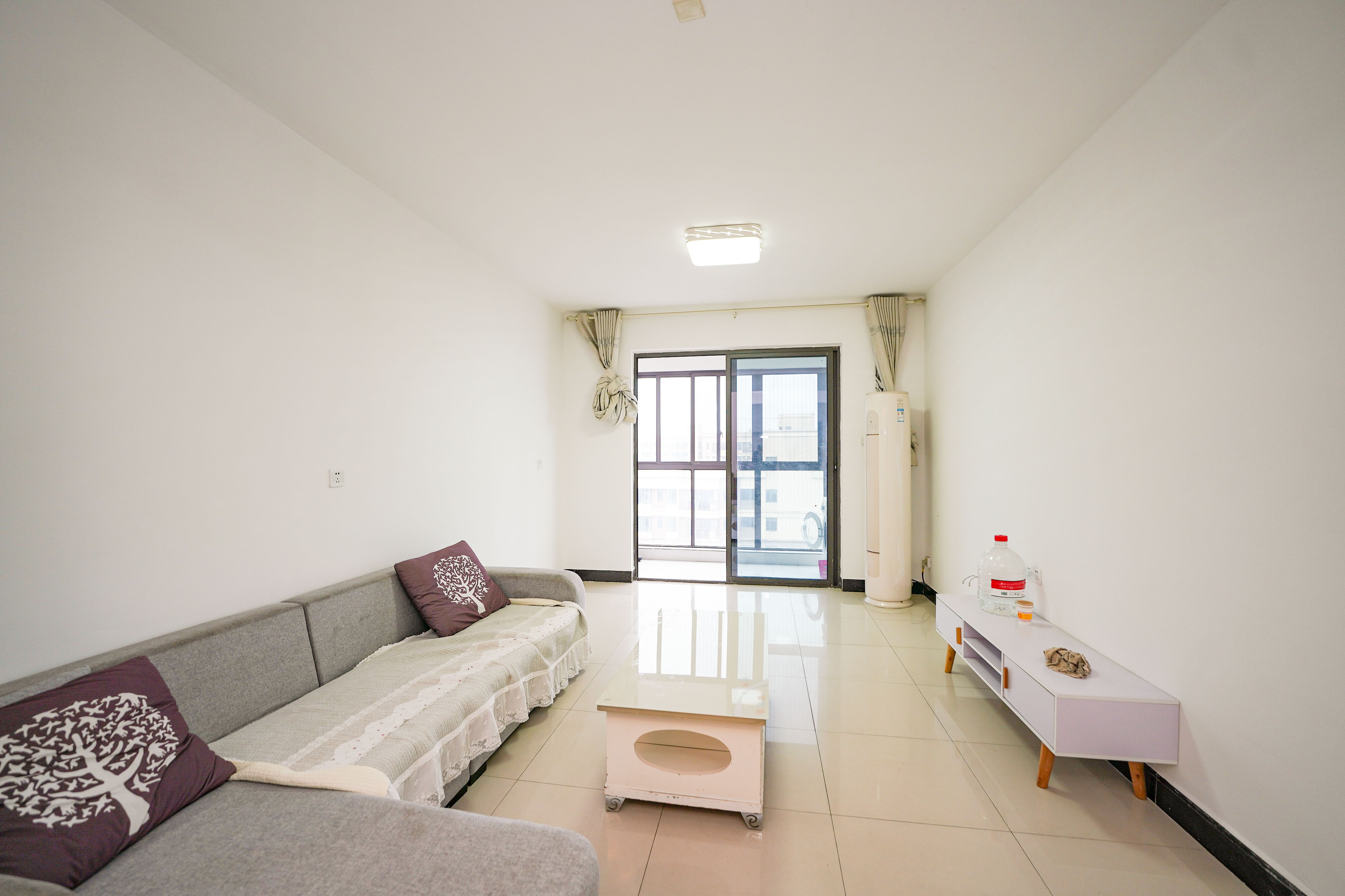 福天藏郡院子  2室2厅1卫    55.0万 福天藏郡院子  2室2厅1卫    55.0万客厅