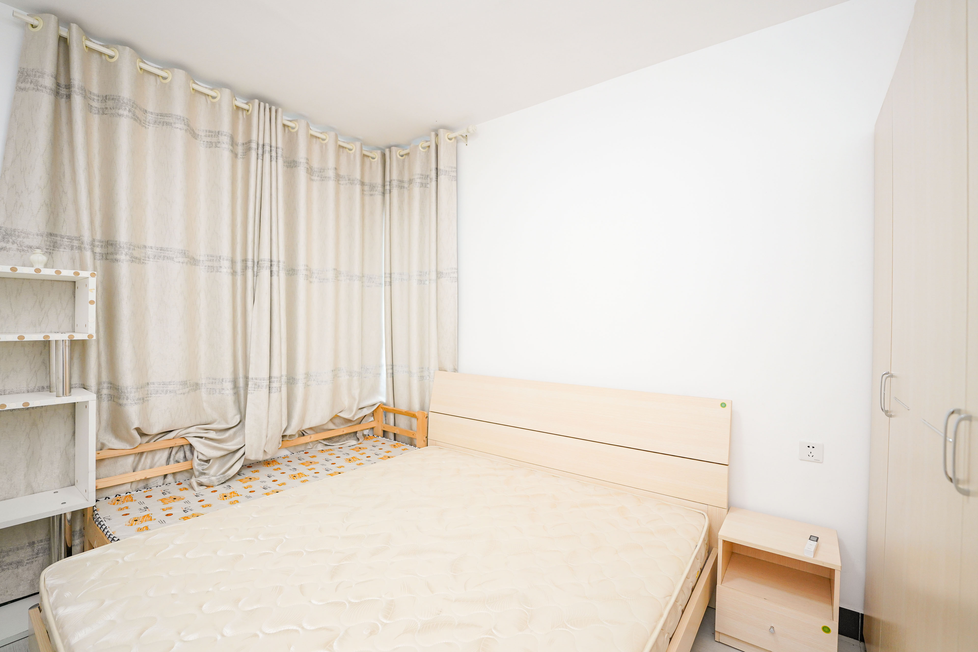 福天藏郡院子  2室2厅1卫    55.0万 福天藏郡院子  2室2厅1卫    55.0万卧室