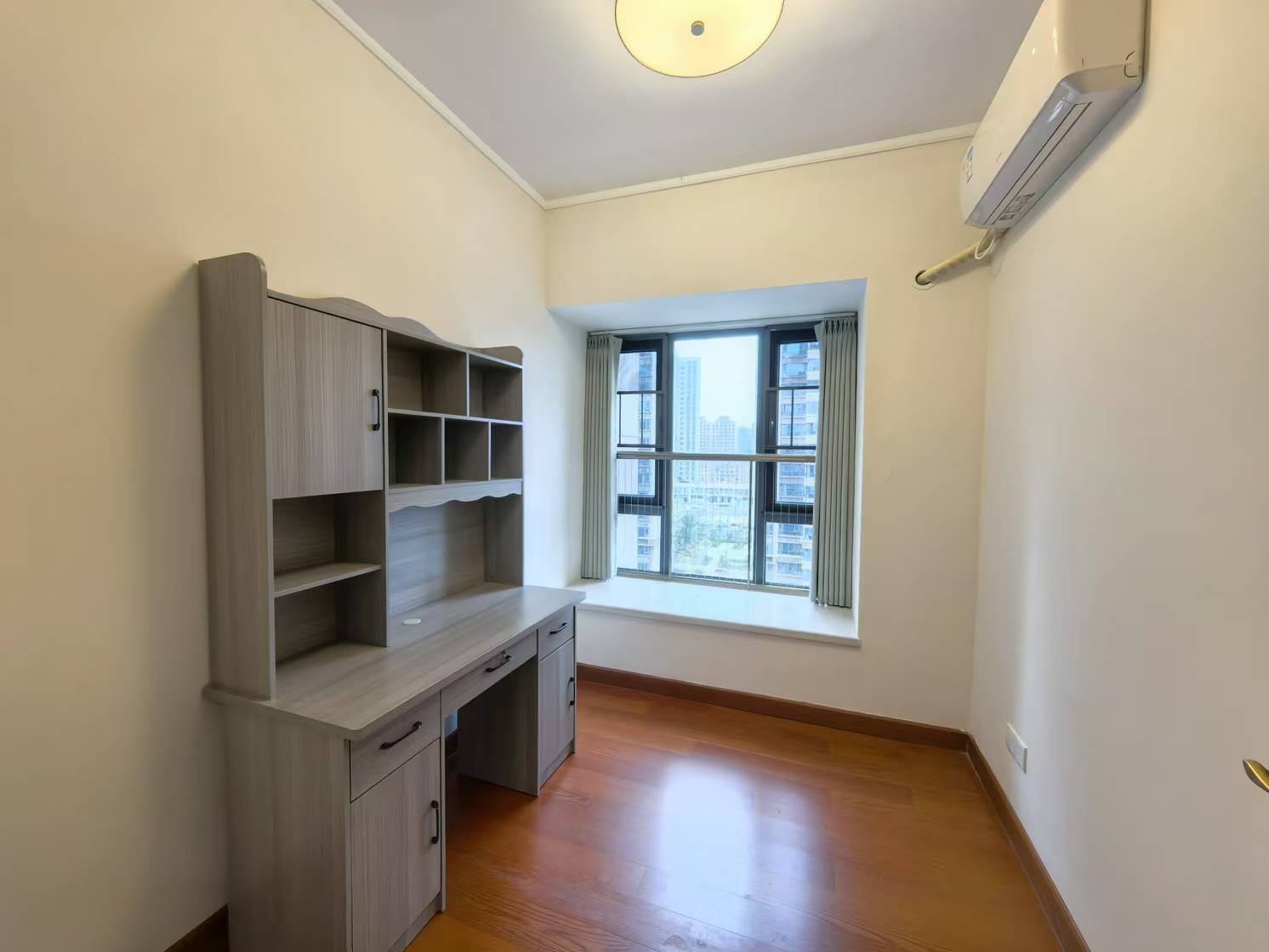 株洲恒大悦珑台  4室2厅2卫    2000.0元/月 株洲恒大悦珑台  4室2厅2卫    2000.0元/月室内图