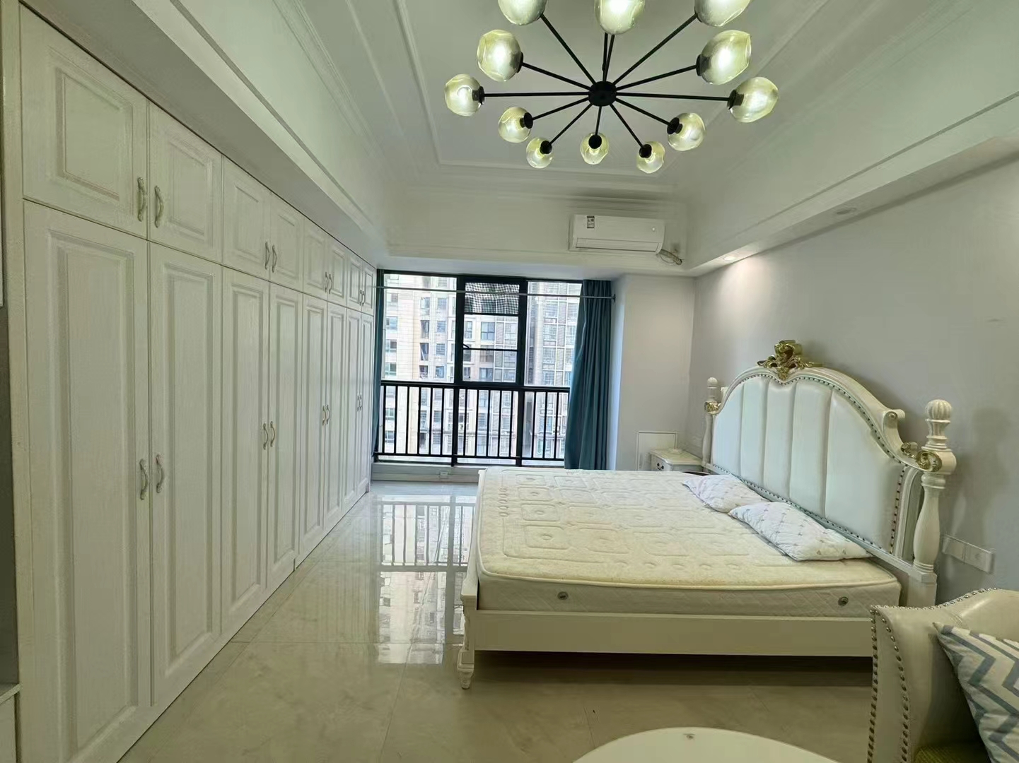 康城上品 1室1厅1卫 1200.0元/月 康城上品 1室1厅1卫 1200.0元/月室内图