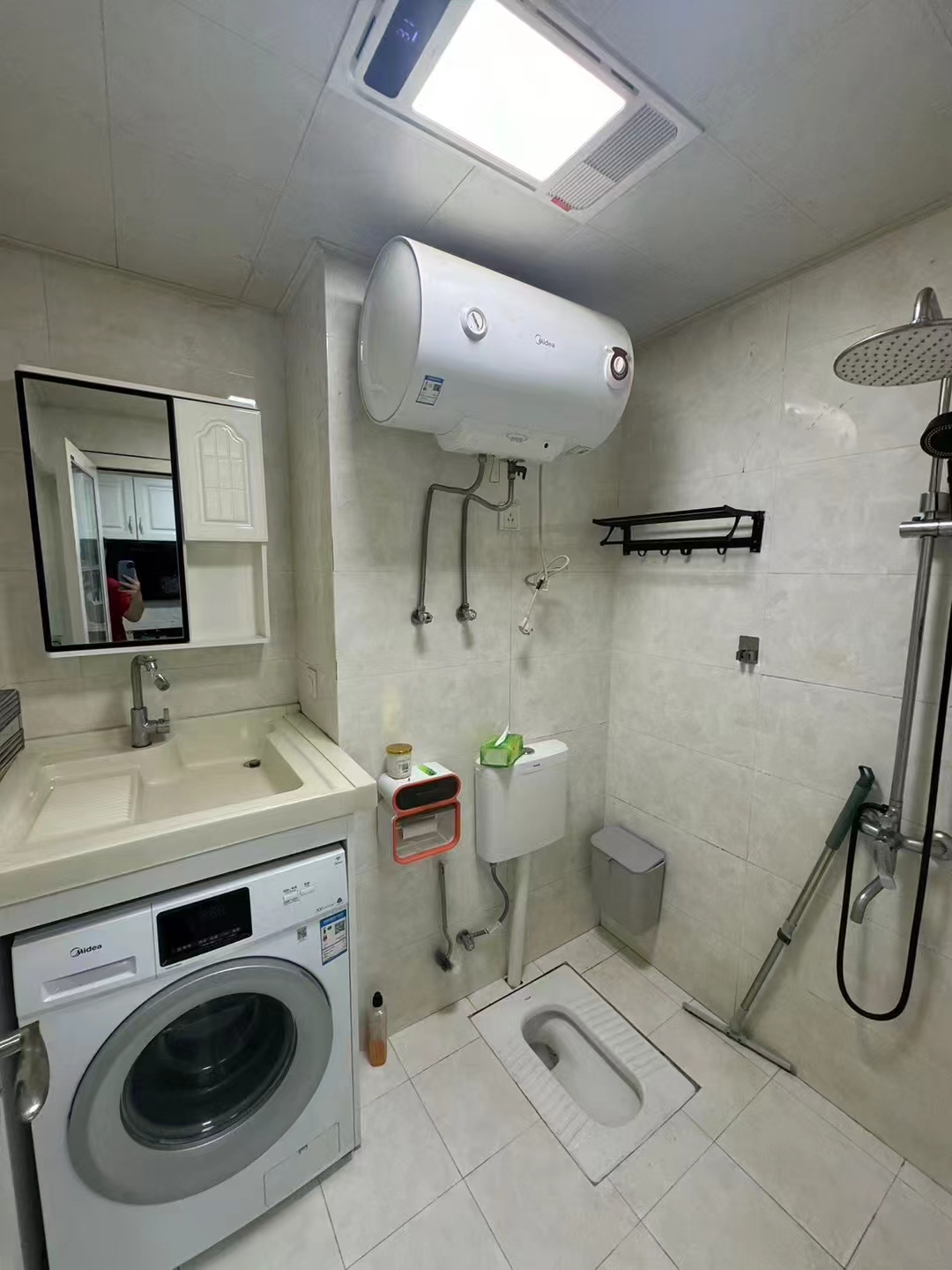 康城上品 1室1厅1卫 1200.0元/月 康城上品 1室1厅1卫 1200.0元/月室内图