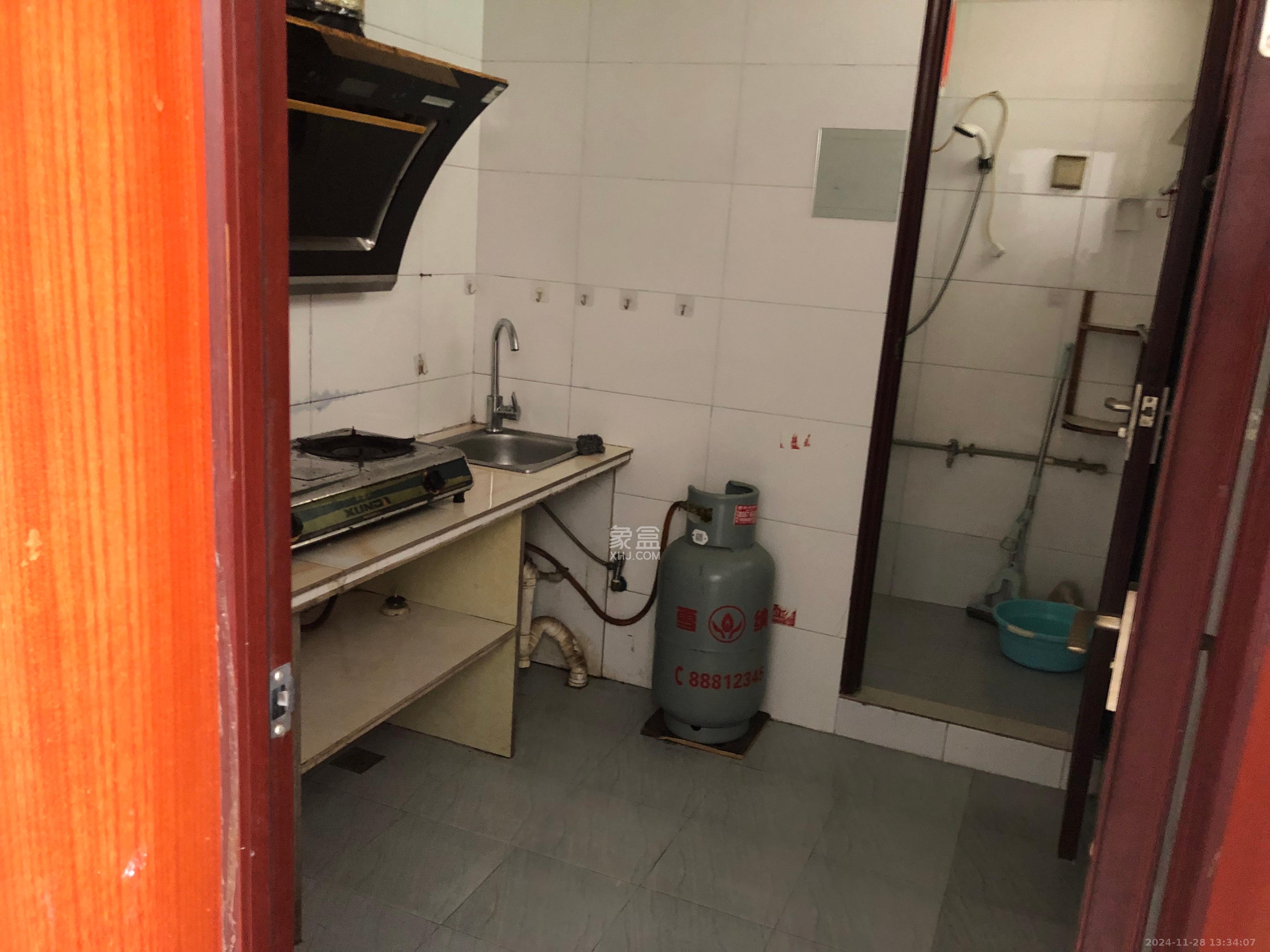 高升小区  2室1厅1卫    1400.0元/月 高升小区  2室1厅1卫    1400.0元/月室内图