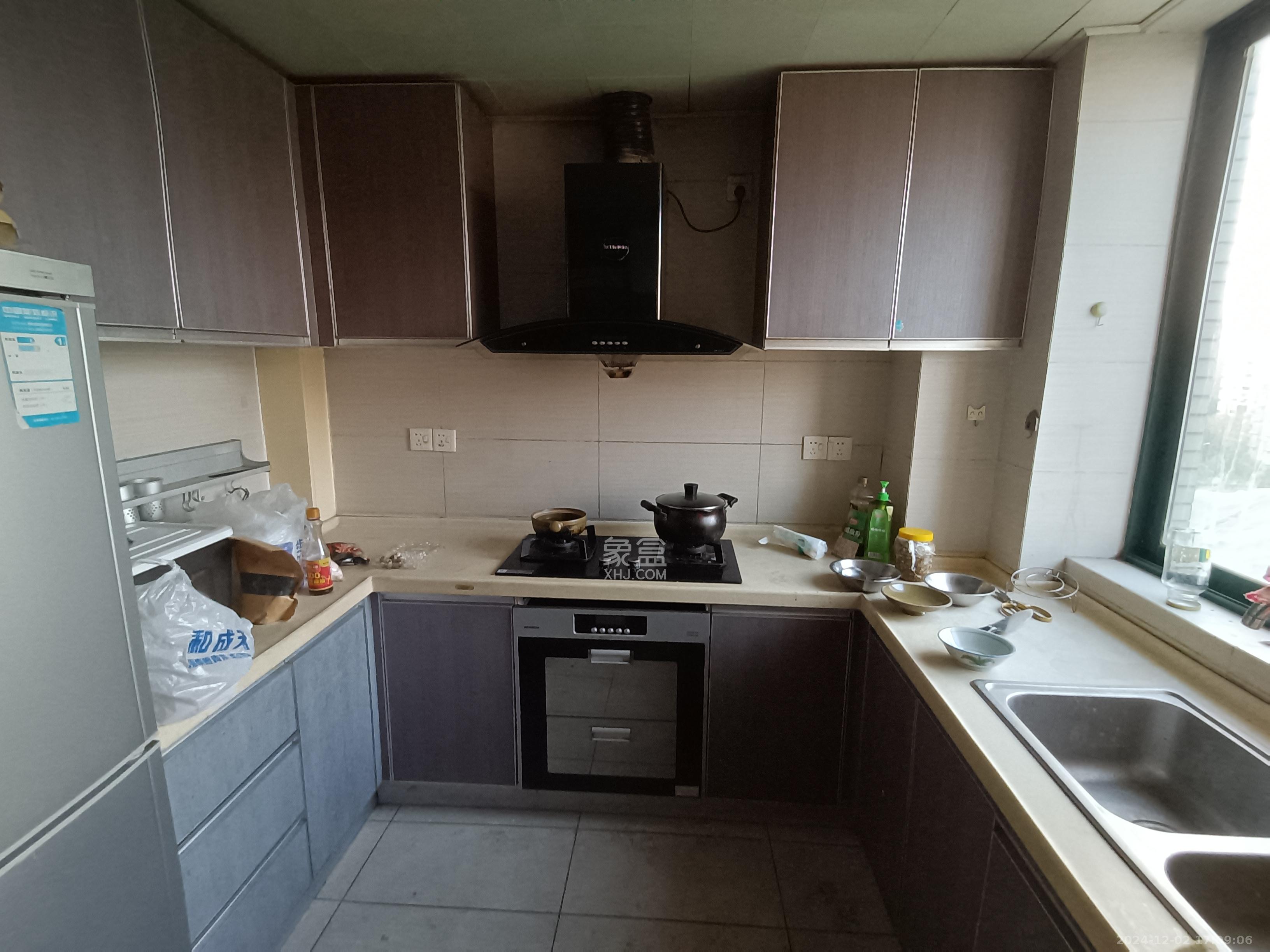 富景园 3室2厅1卫 3400.0元/月 富景园 3室2厅1卫 3400.0元/月室内图