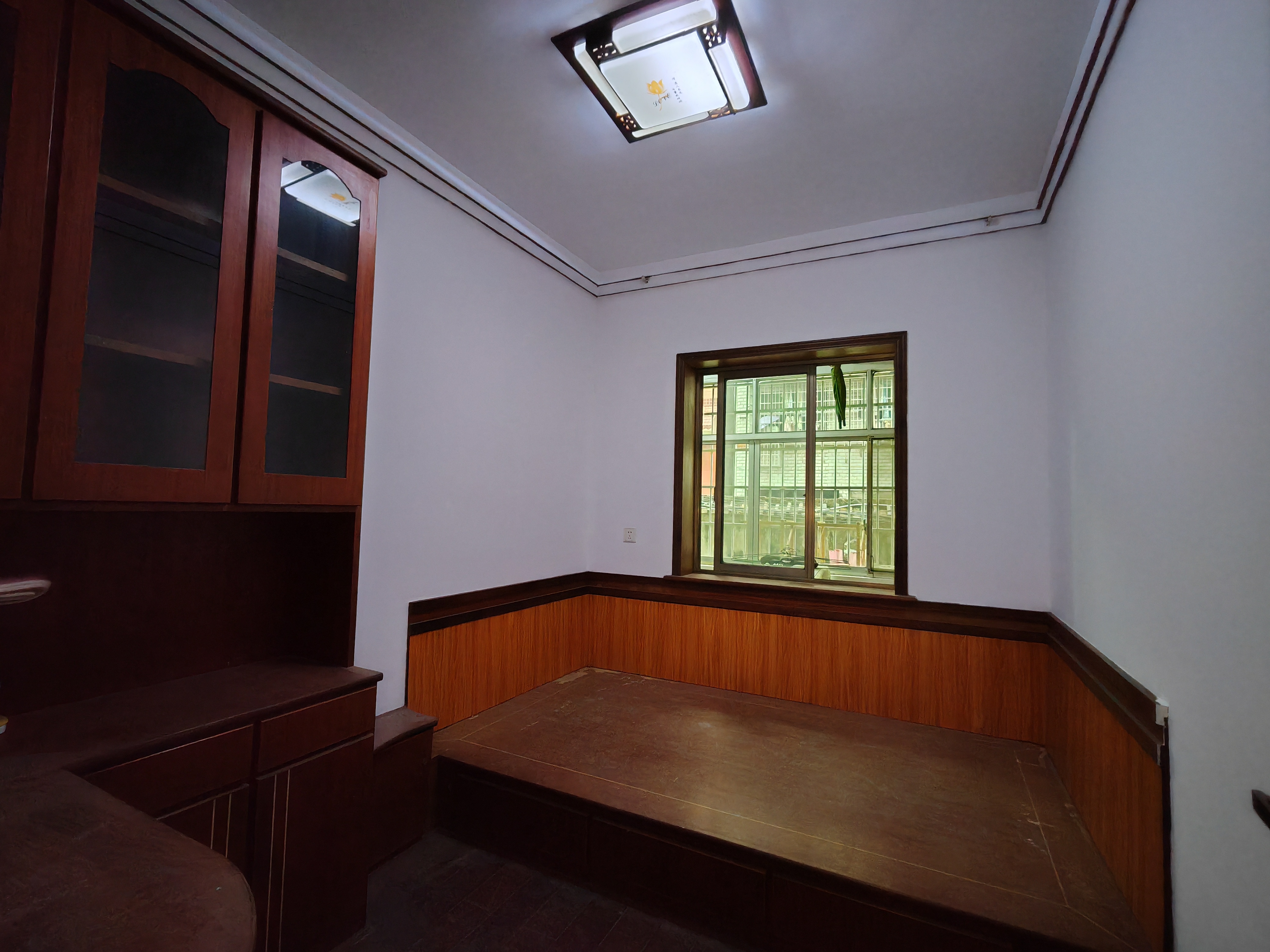 马良小区  2室2厅2卫    1200.0元/月 马良小区  2室2厅2卫    1200.0元/月室内图