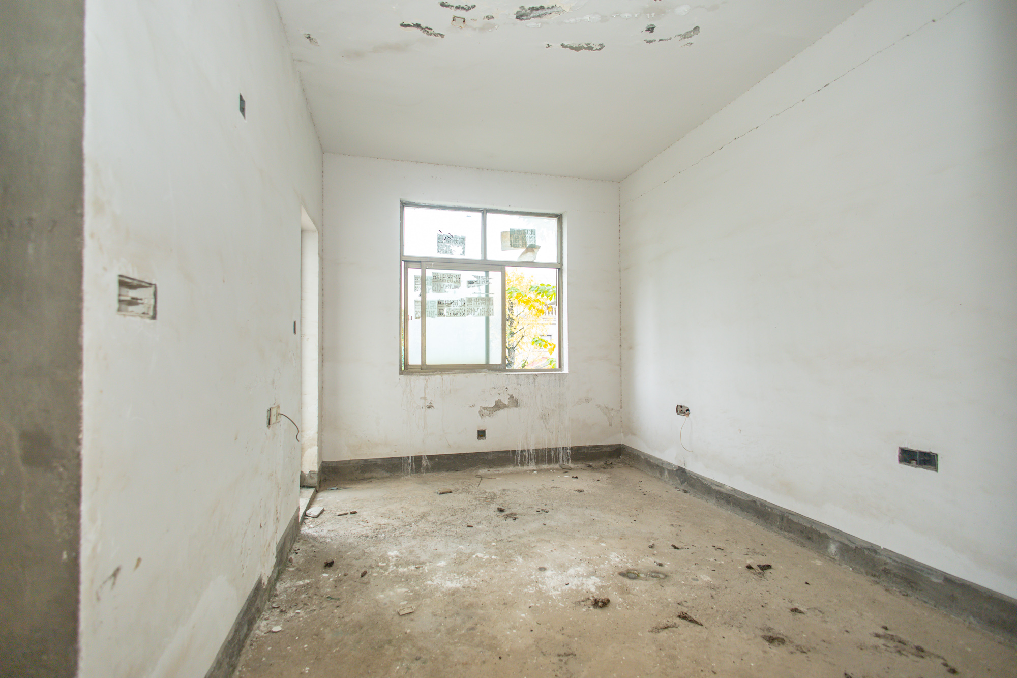 碧桂园威尼斯城 6室3厅2卫 855.98万 碧桂园威尼斯城 6室3厅2卫 855.98万卧室