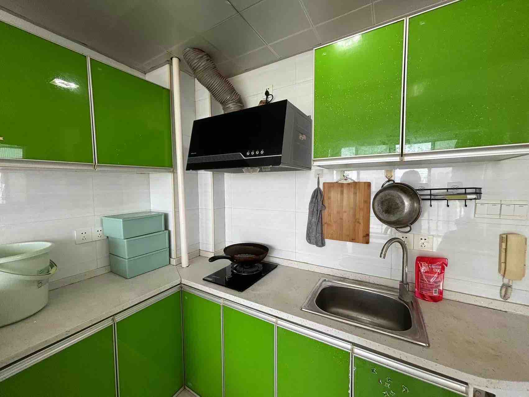 书香名邸一期  1室1厅1卫    1200.0元/月 书香名邸一期  1室1厅1卫    1200.0元/月